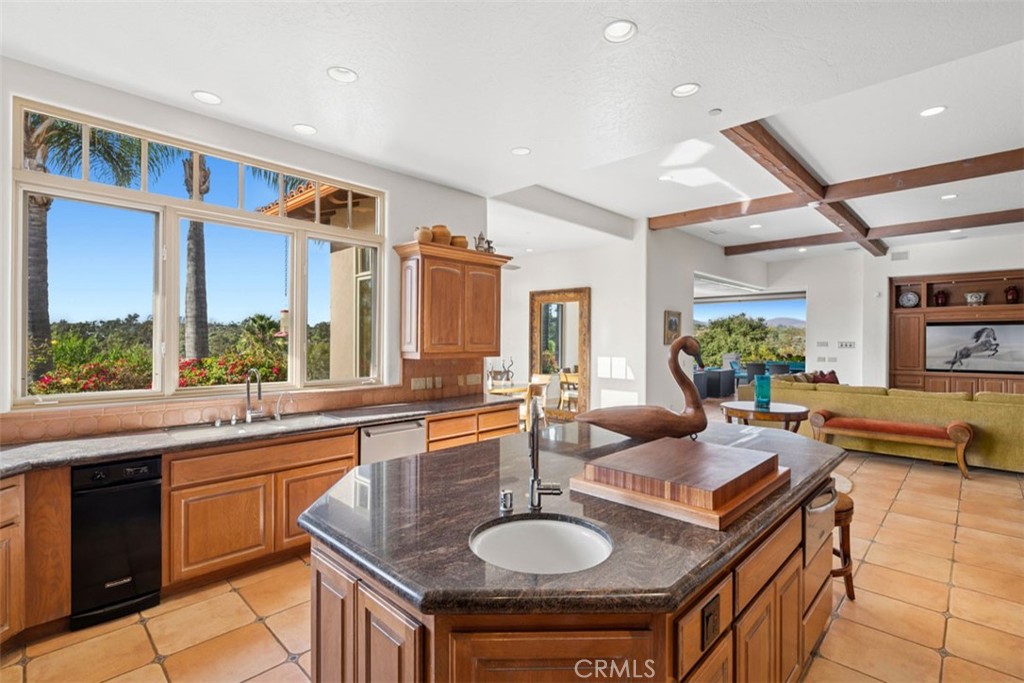 Rancho Santa Fe, California, 92067, United States, 5 Bedrooms Bedrooms, ,6 BathroomsBathrooms,Residential,For Sale,1989068