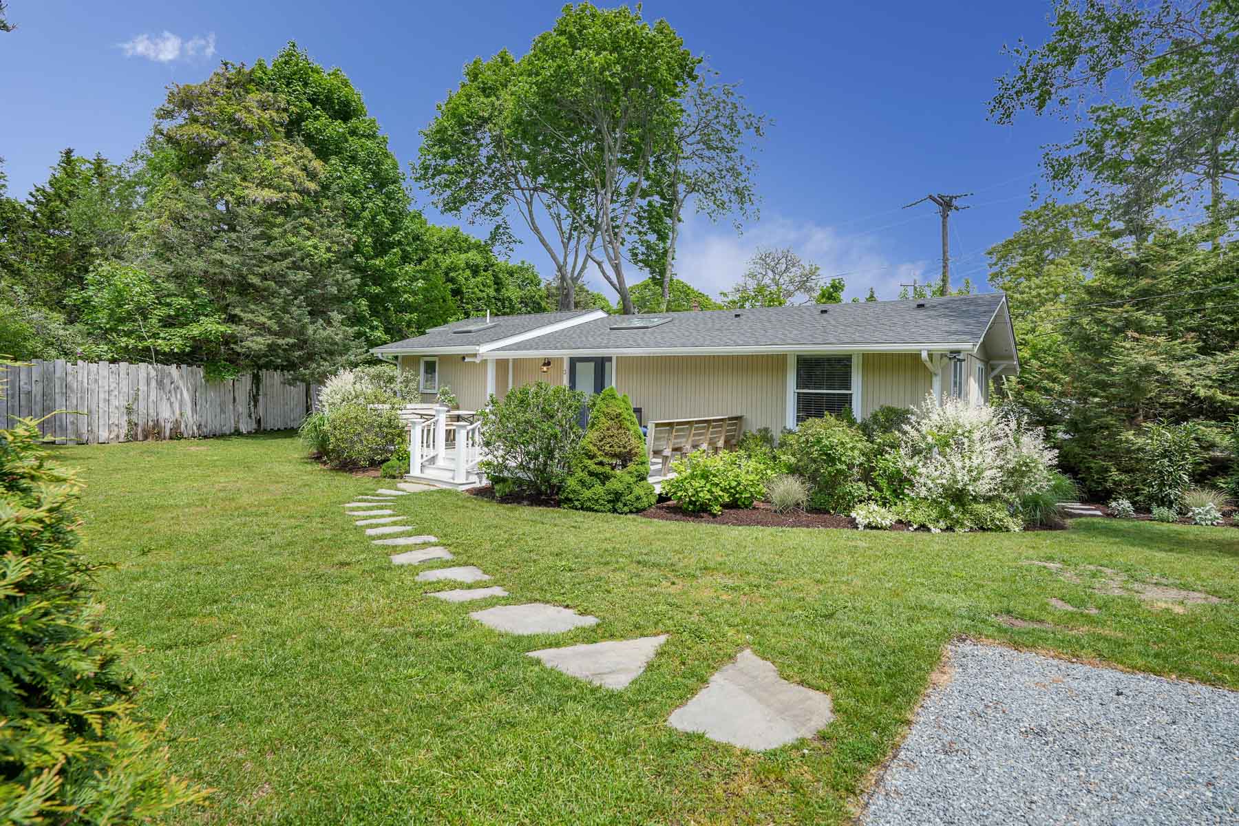  Recently Updated Oak Bluffs Home - 物件實景