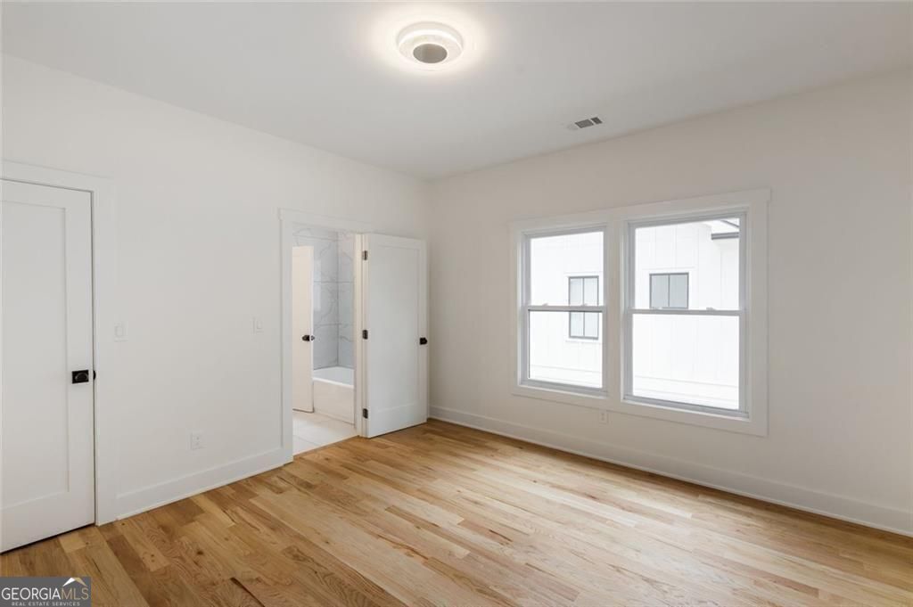 Avondale Estates, Georgia, 30002, United States, 5 Bedrooms Bedrooms, ,5 BathroomsBathrooms,Residential,For Sale,1904191