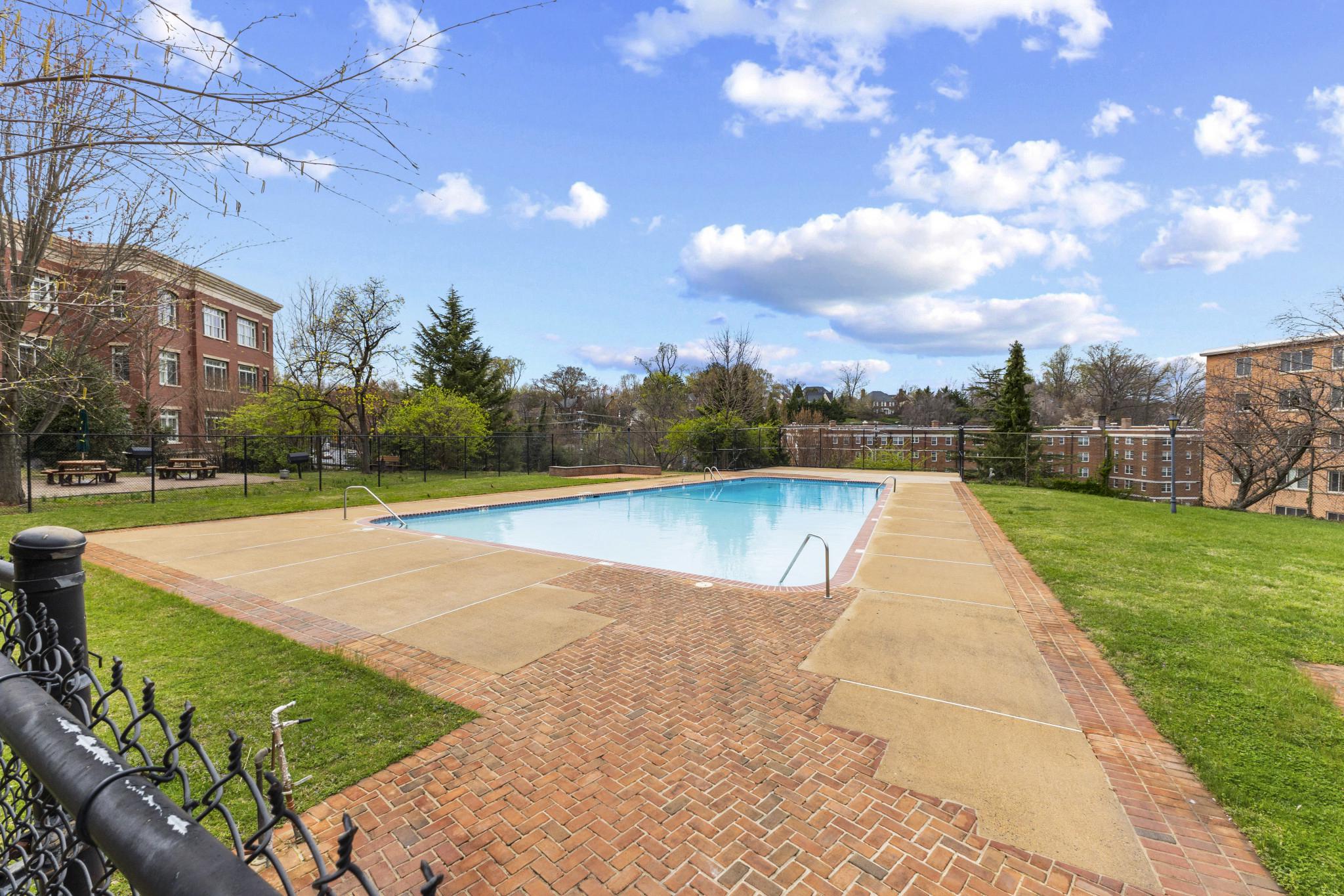  3000 Spout Run Parkway, Arlington, VA, 22201 - 物件實景