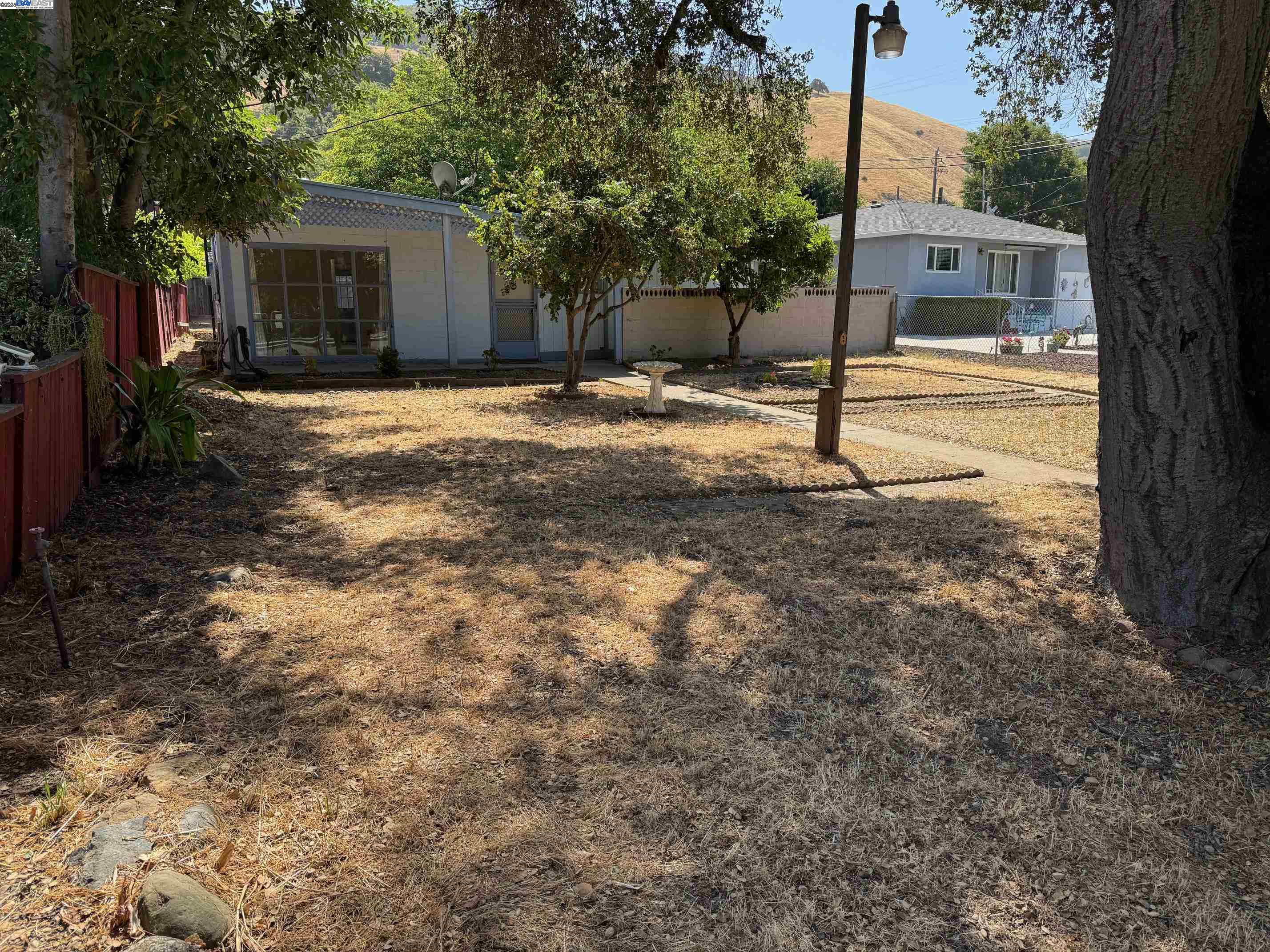 Fremont, California, 94536, United States, 2 Bedrooms Bedrooms, ,1 BathroomBathrooms,Residential,For Sale,1906886