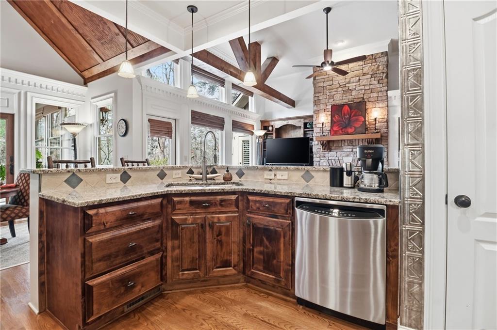 Big Canoe, Georgia, 30143, United States, 4 Bedrooms Bedrooms, ,6 BathroomsBathrooms,Residential,For Sale,2026421