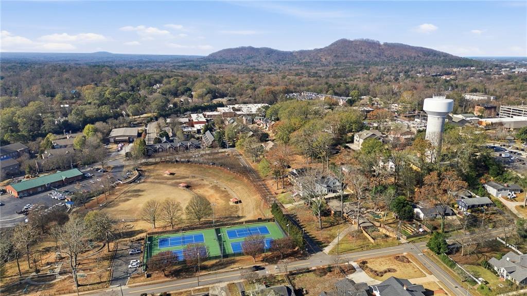 Marietta, Georgia, 30060, United States, 5 Bedrooms Bedrooms, ,4 BathroomsBathrooms,Residential,For Sale,2001529