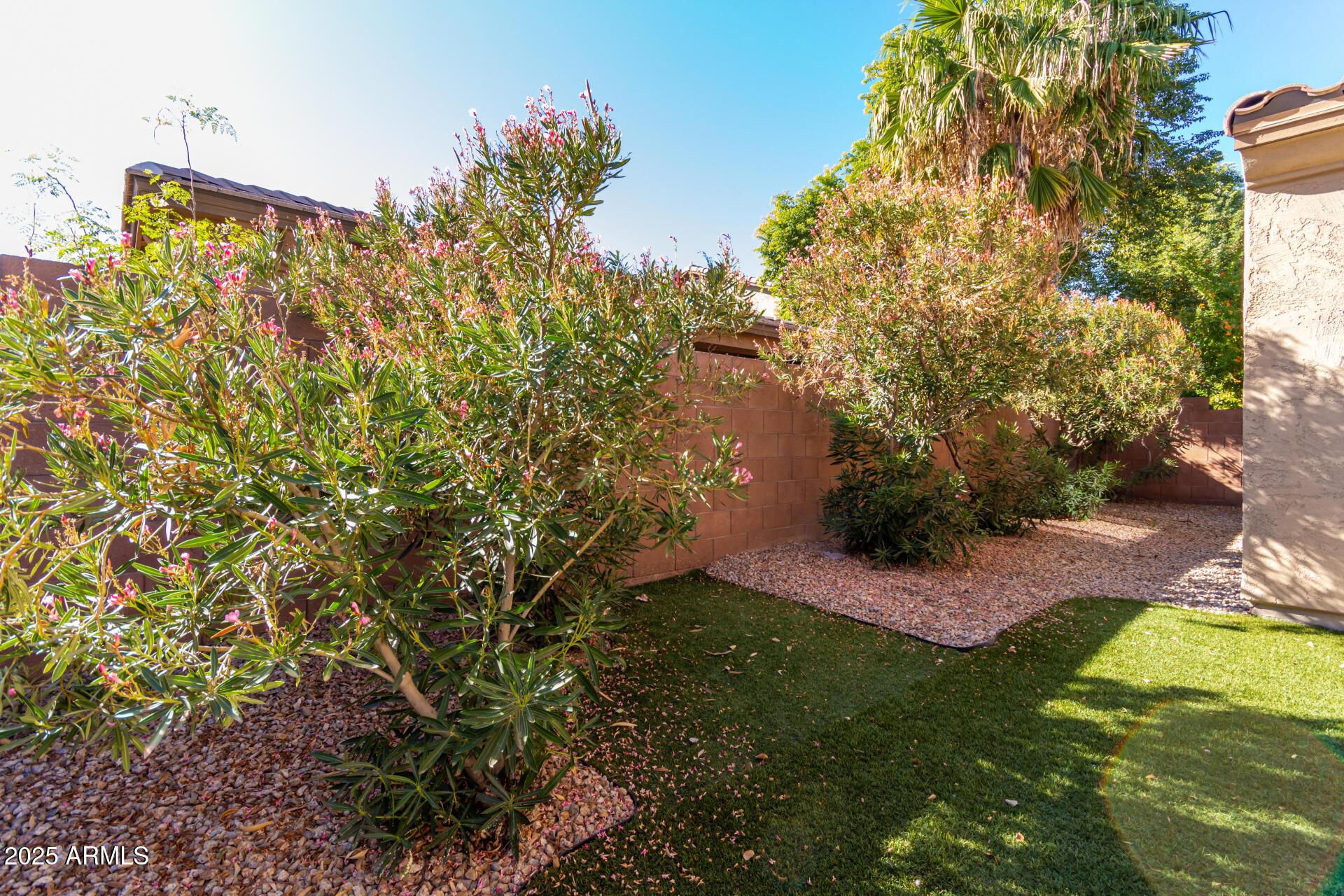 Chandler, Arizona, 85225, United States, 3 Bedrooms Bedrooms, ,2 BathroomsBathrooms,Residential,For Sale,1852151