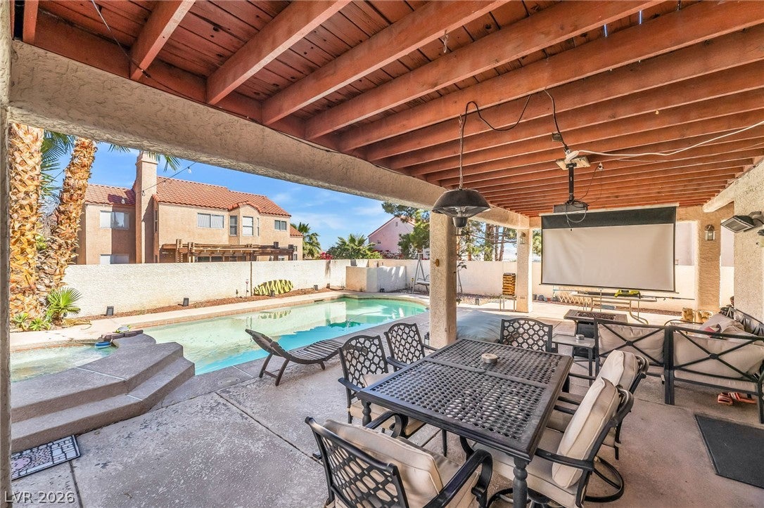 Henderson, Nevada, 89014, United States, 4 Bedrooms Bedrooms, ,3 BathroomsBathrooms,Residential,For Sale,2028376