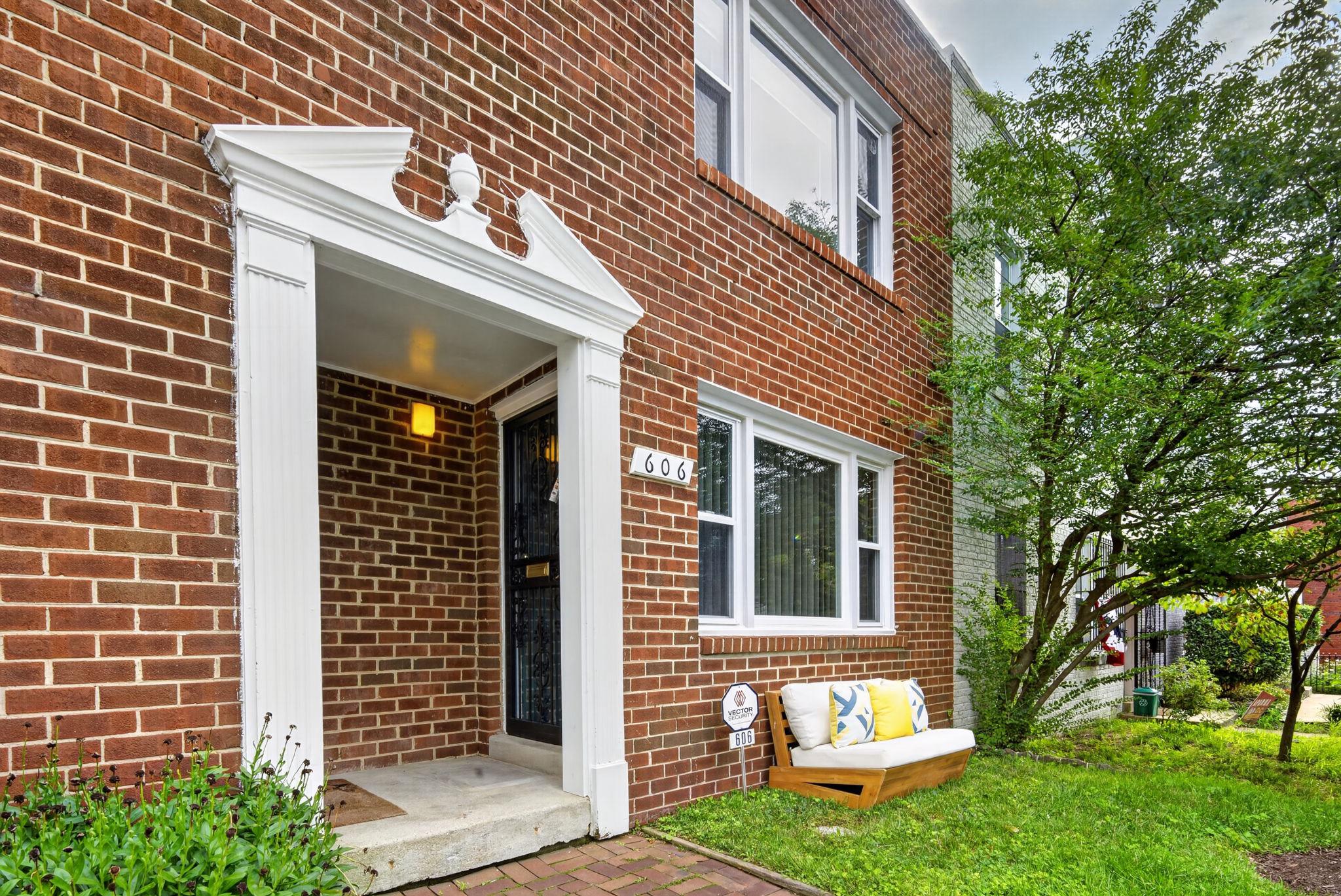  606 Newton Place NW, Washington, DC, 20010 - 物件實景