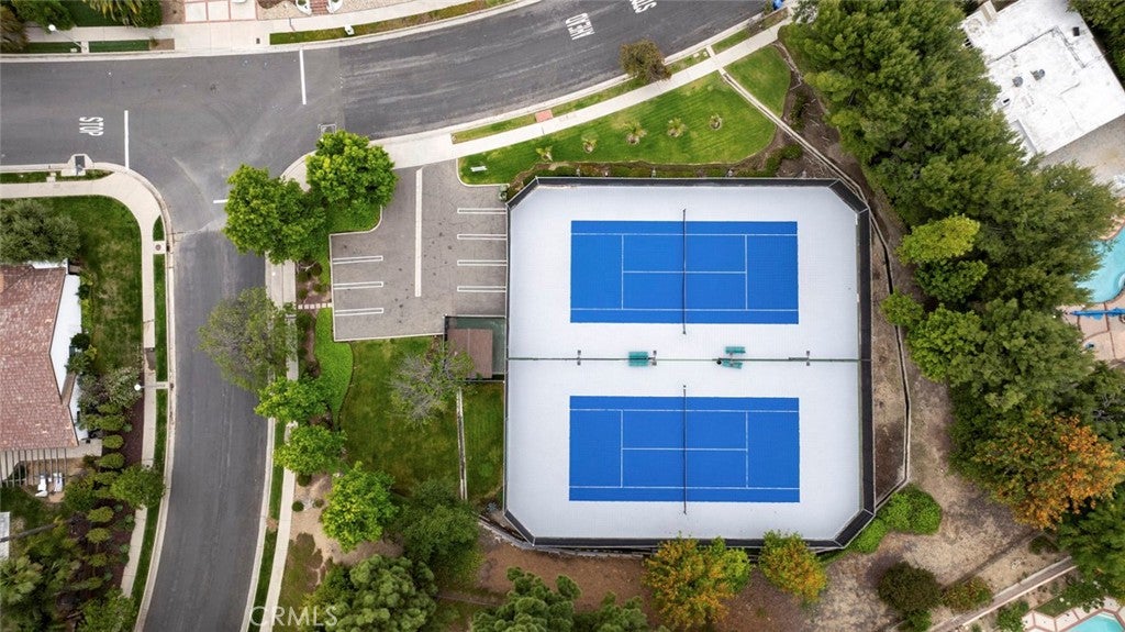Encino, California, 91316, United States, 6 Bedrooms Bedrooms, ,5 BathroomsBathrooms,Residential,For Sale,1938851