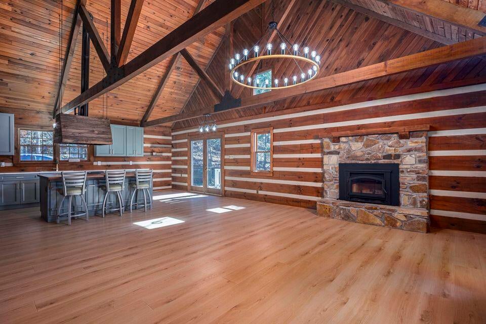Spring City, Tennessee, 37381, United States, 1 Bedroom Bedrooms, ,2 BathroomsBathrooms,Residential,For Sale,1826365