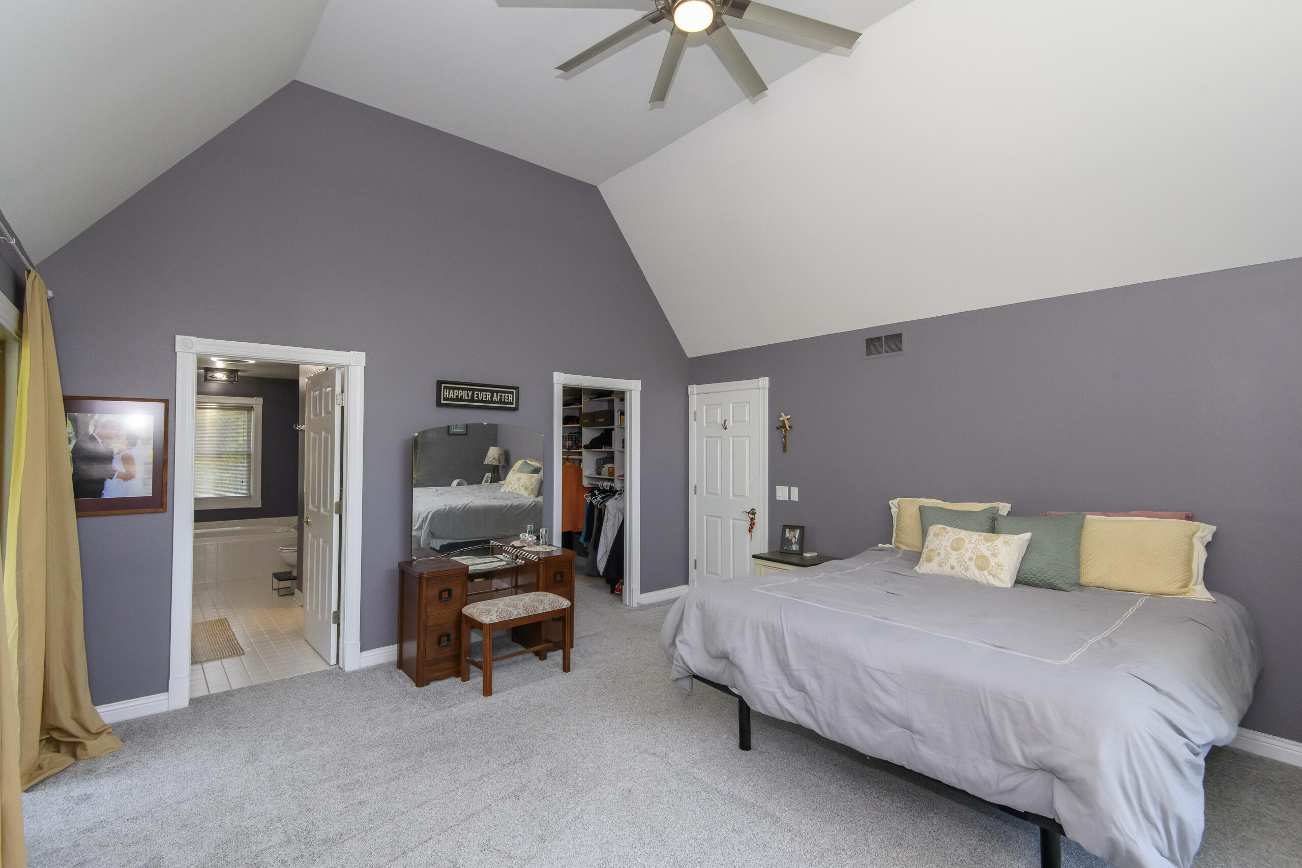 Wind Point, Wisconsin, 53402, United States, 4 Bedrooms Bedrooms, ,3 BathroomsBathrooms,Residential,For Sale,2048507