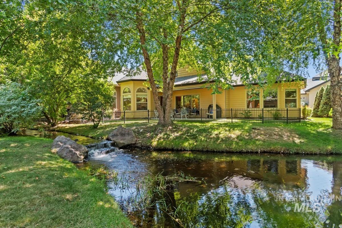 Eagle, Idaho, 83616-7135, United States, 4 Bedrooms Bedrooms, ,Residential,For Sale,1925898