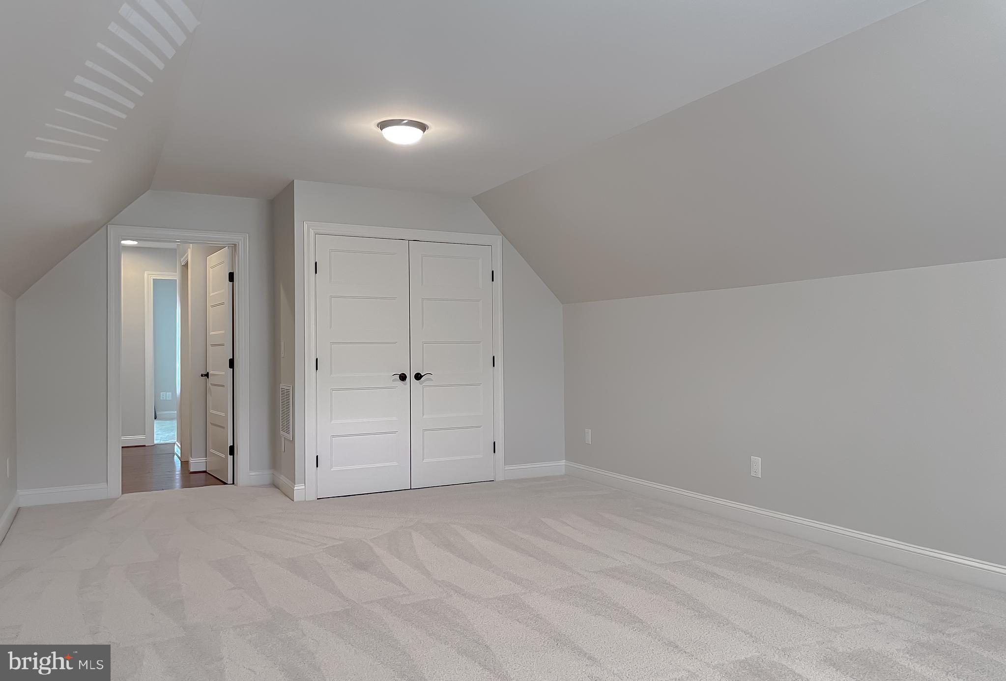 Hollywood, Maryland, 20636, United States, 5 Bedrooms Bedrooms, ,5 BathroomsBathrooms,Residential,For Sale,1914184