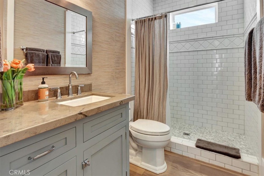 Long Beach, California, 90803, United States, 5 Bedrooms Bedrooms, ,4 BathroomsBathrooms,Residential,For Sale,1916985