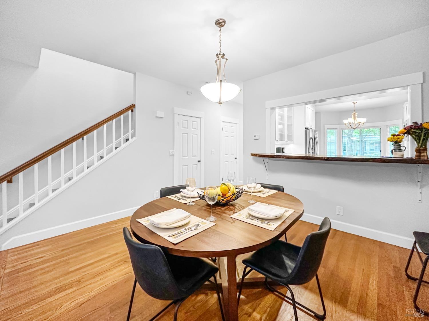Napa, California, 94558, United States, 2 Bedrooms Bedrooms, ,3 BathroomsBathrooms,Residential,For Sale,1950858