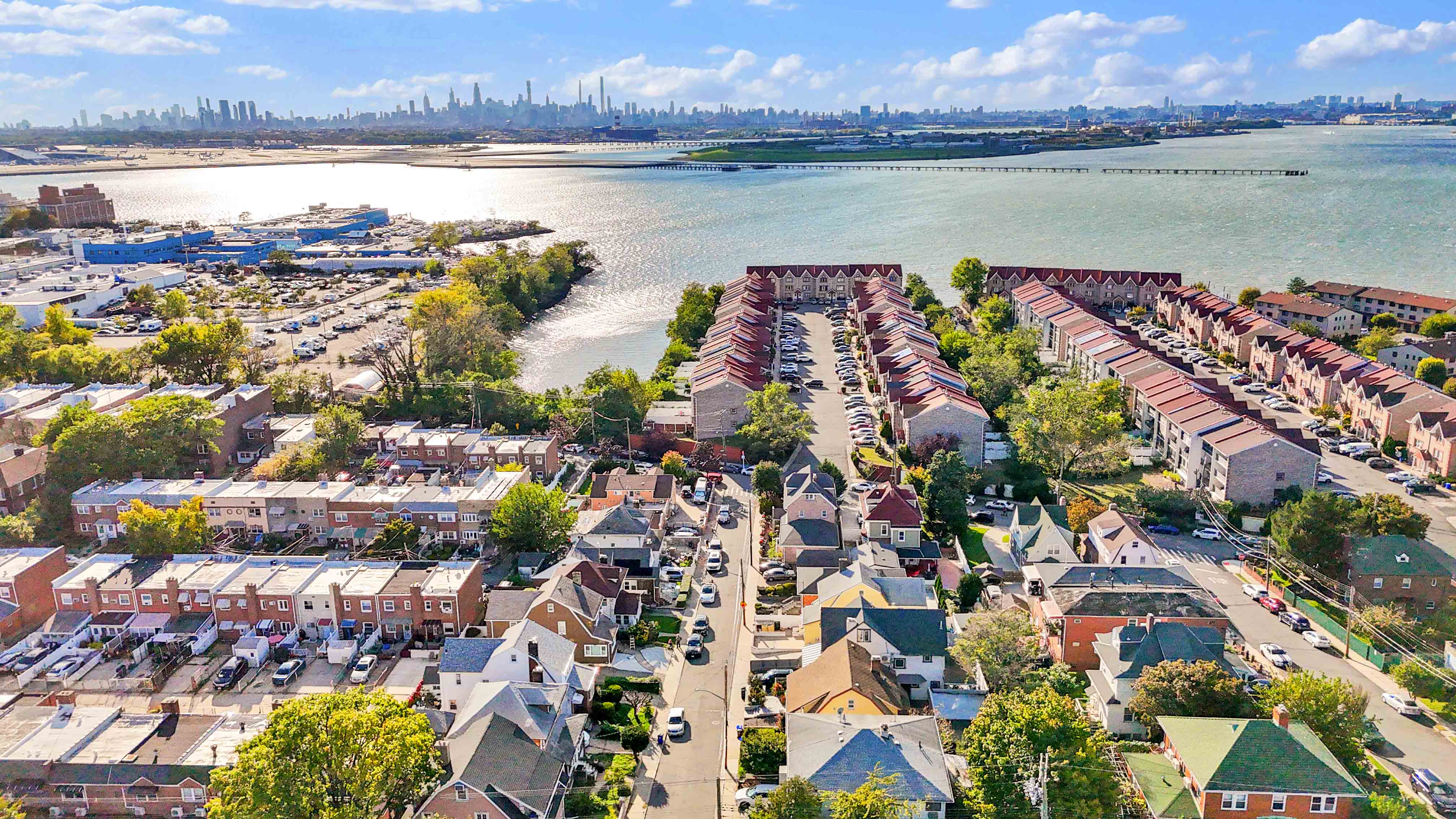  115-33 10th Avenue, College Point, NY, 11356 - 物件實景