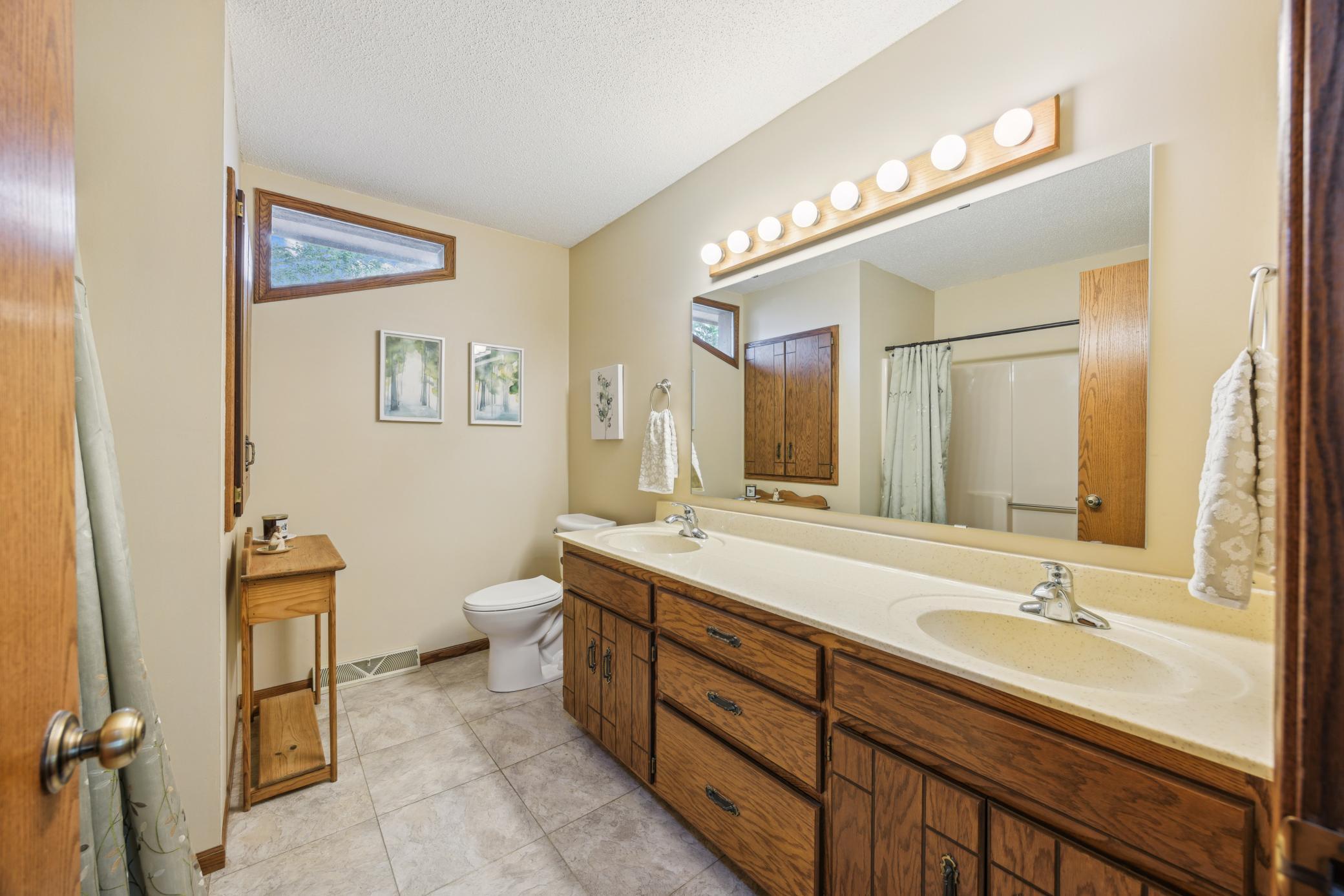 Saint Cloud, Minnesota, 56301, United States, 4 Bedrooms Bedrooms, ,1 BathroomBathrooms,Residential,For Sale,1959252