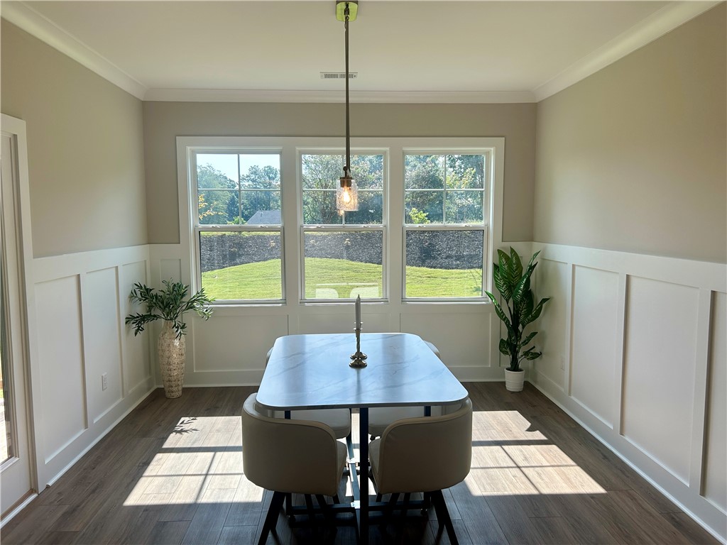 Central, South Carolina, 29630, United States, 4 Bedrooms Bedrooms, ,3 BathroomsBathrooms,Residential,For Sale,1966920