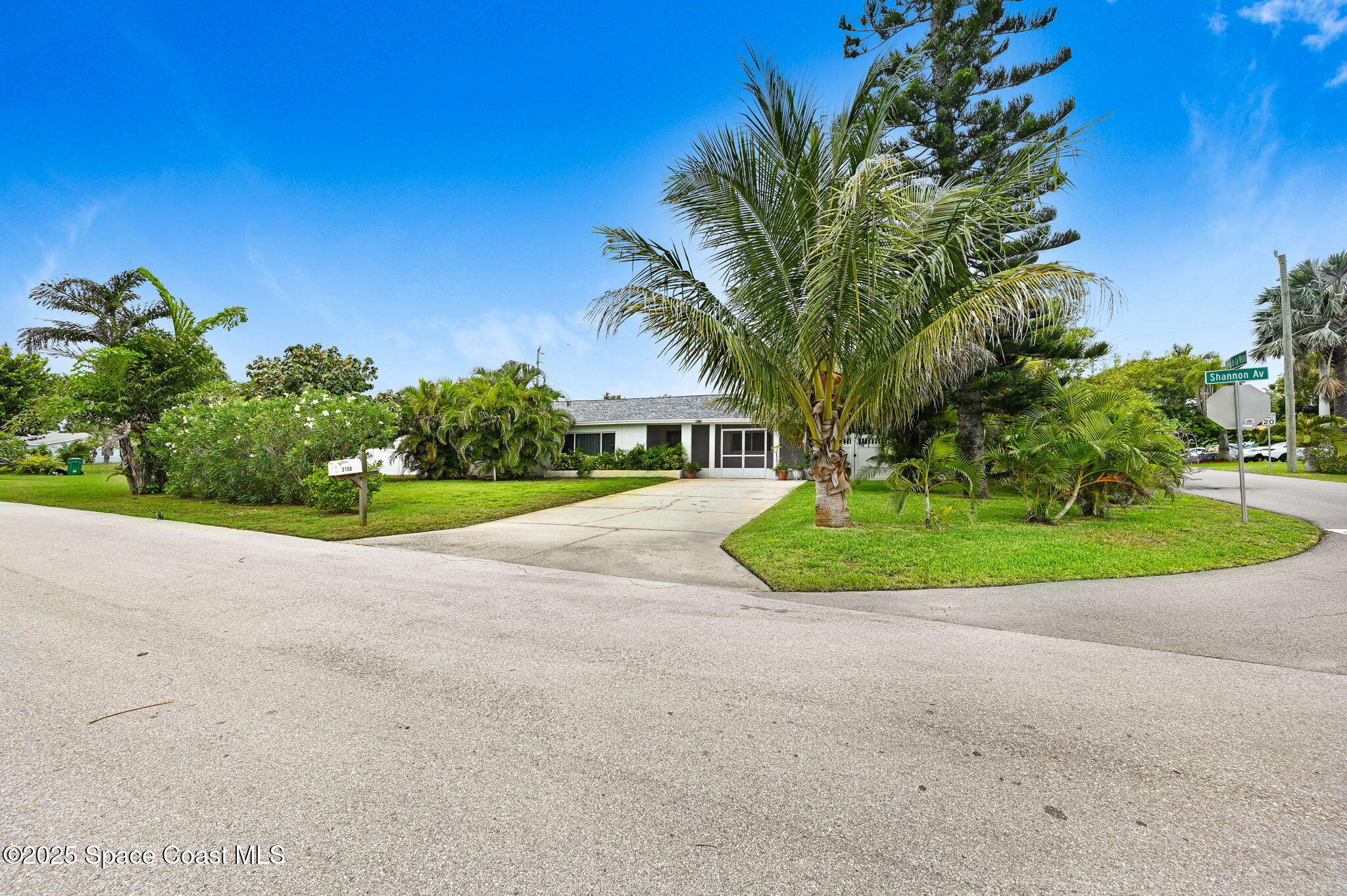 Indialantic, Florida, 32903, United States, 3 Bedrooms Bedrooms, ,3 BathroomsBathrooms,Residential,For Sale,1840039