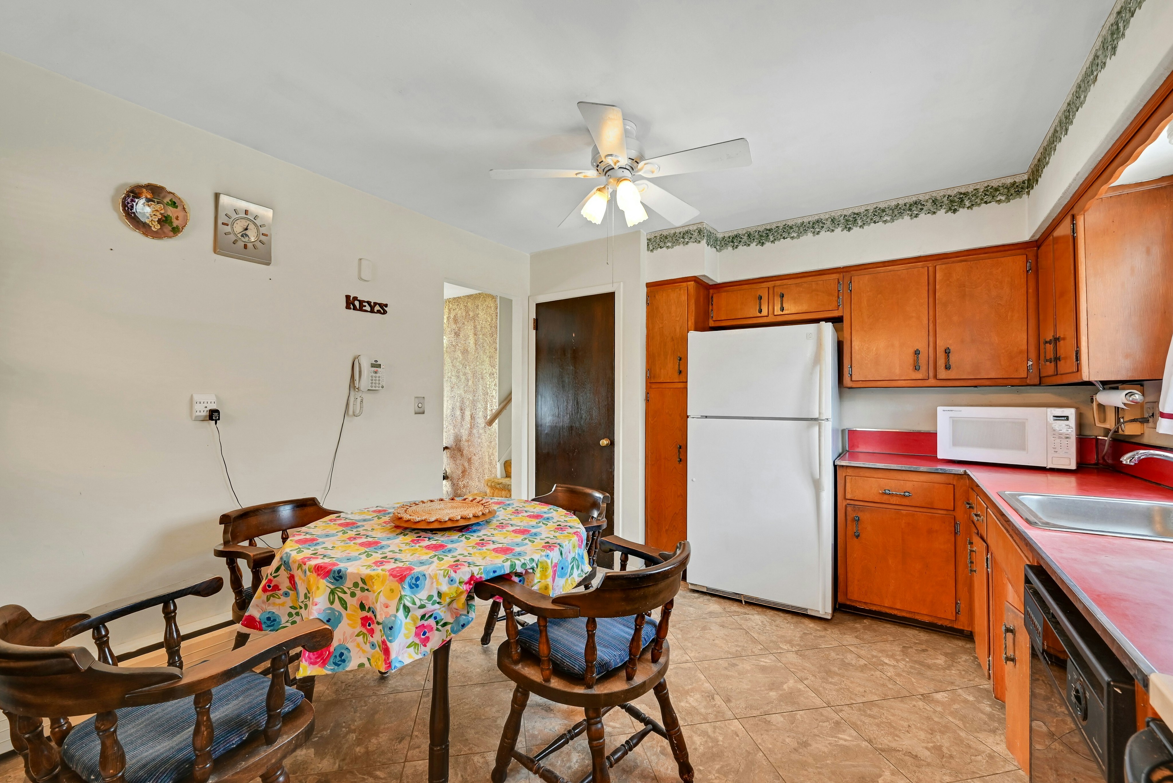  664 Woodside Avenue, River Vale, NJ 07675 - 物件實景