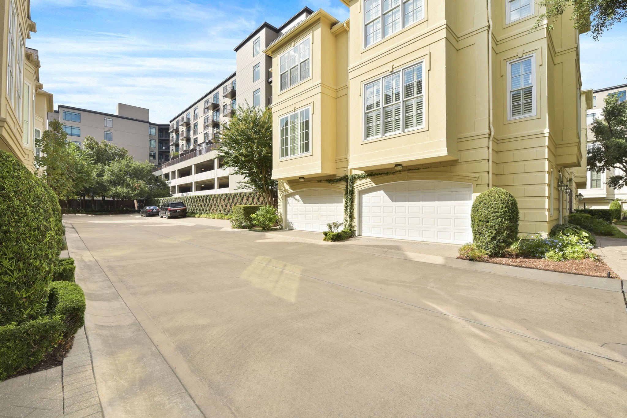 Houston, Texas, 77019, United States, 3 Bedrooms Bedrooms, ,4 BathroomsBathrooms,Residential,For Sale,1984299