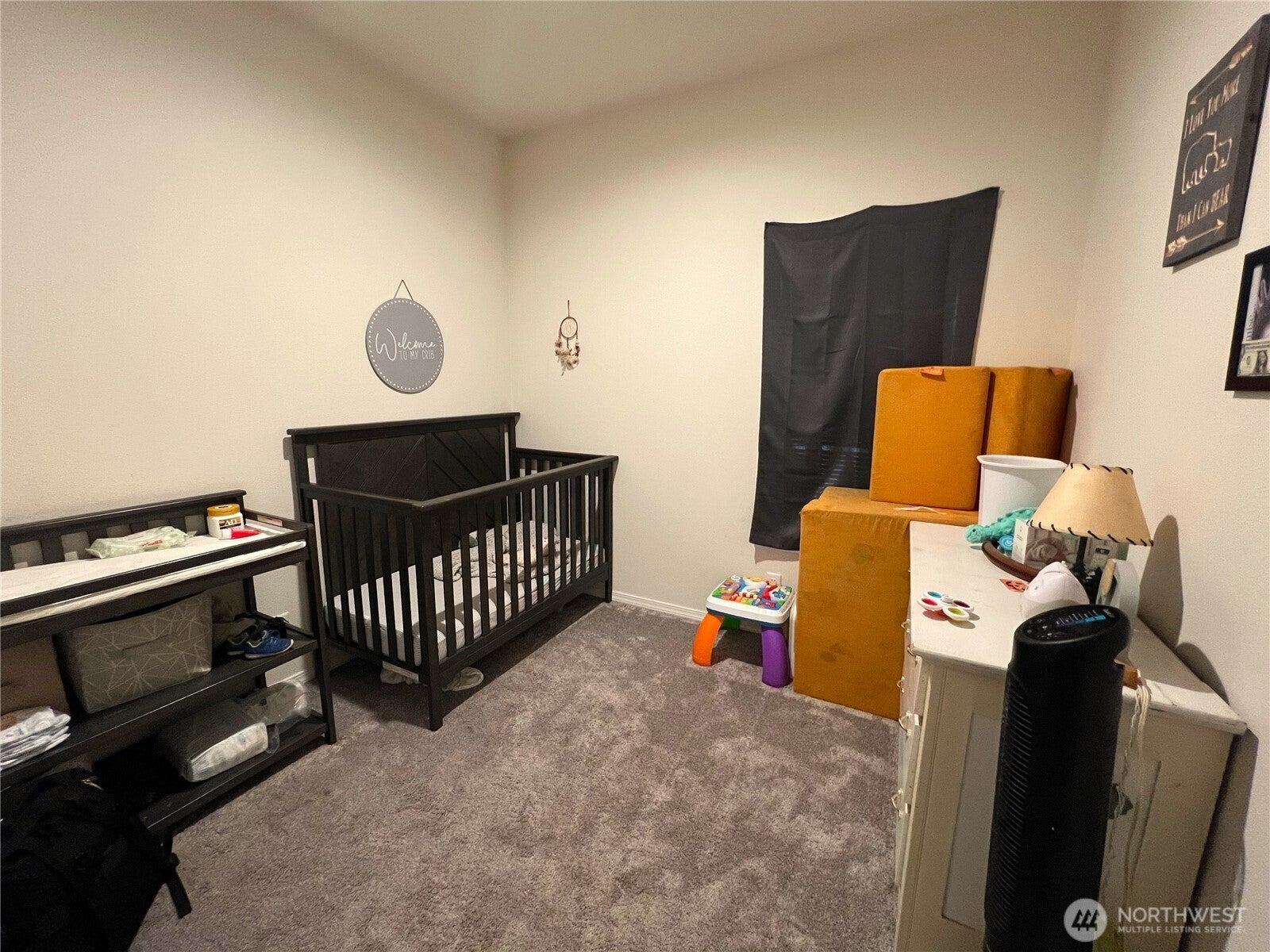 Tonasket, Washington, 98855, United States, 3 Bedrooms Bedrooms, ,2 BathroomsBathrooms,Residential,For Sale,2002069