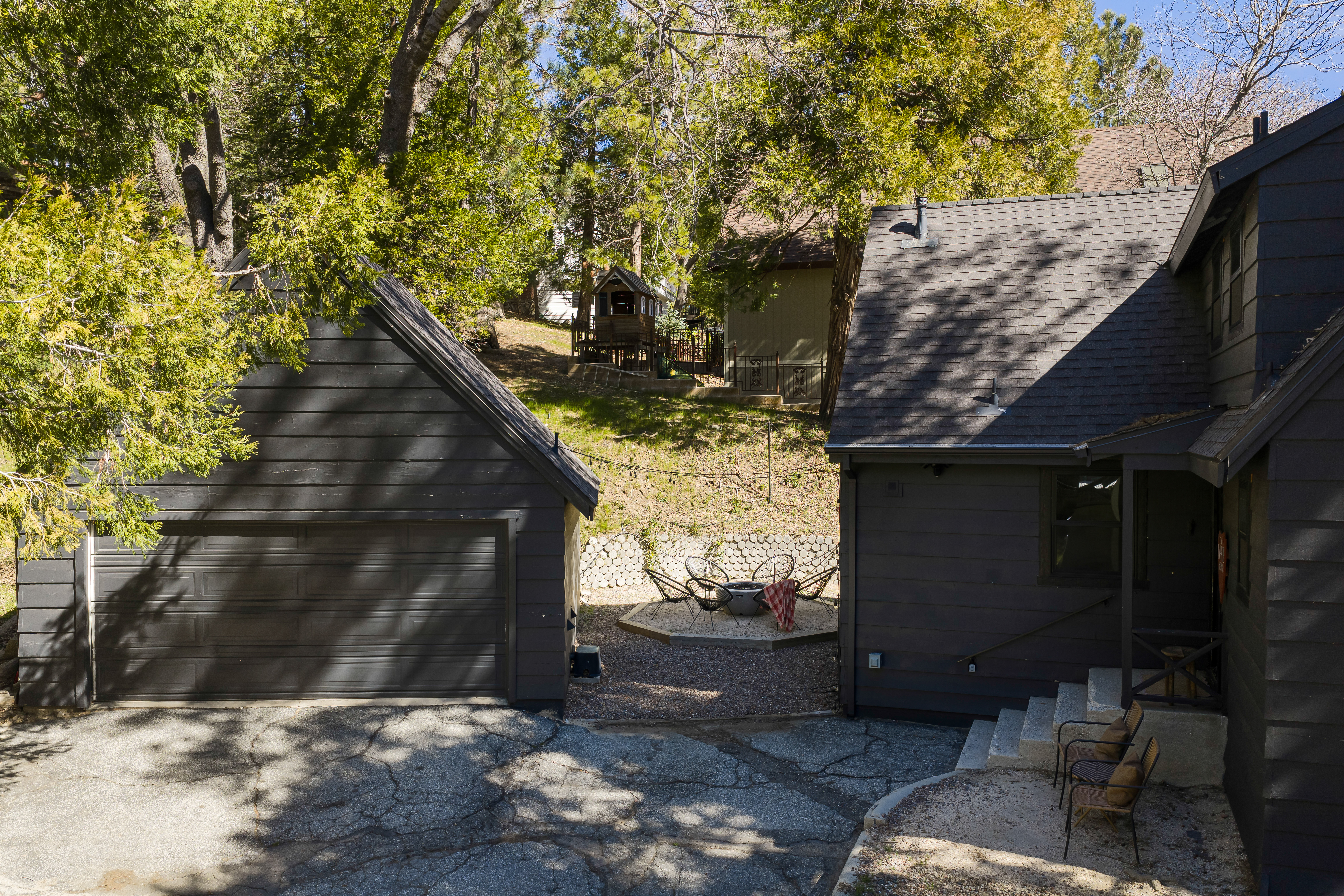  28989 Palisades Drive, Lake Arrowhead, CA 92352 - 物件實景