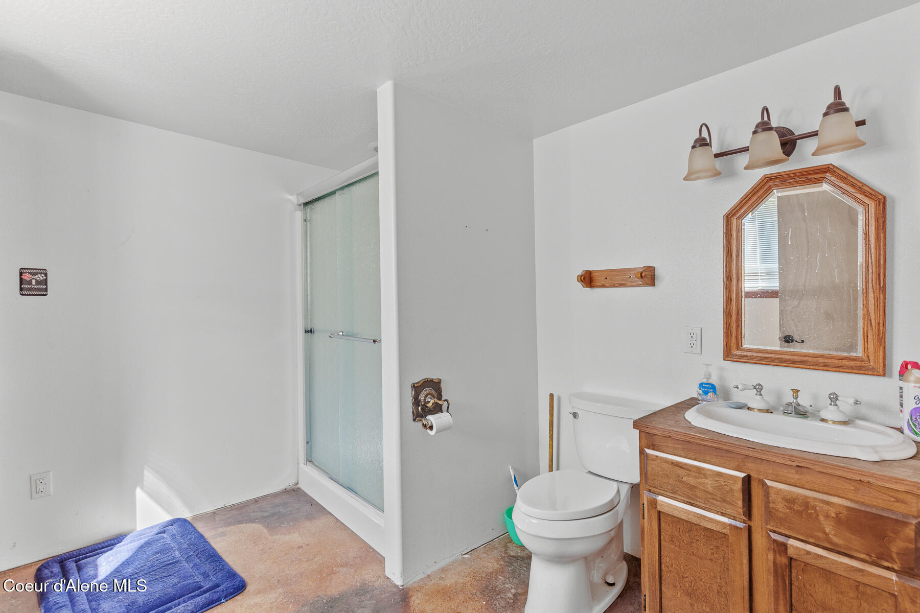 Rathdrum, Idaho, 83858, United States, 2 Bedrooms Bedrooms, ,1 BathroomBathrooms,Residential,For Sale,1981351