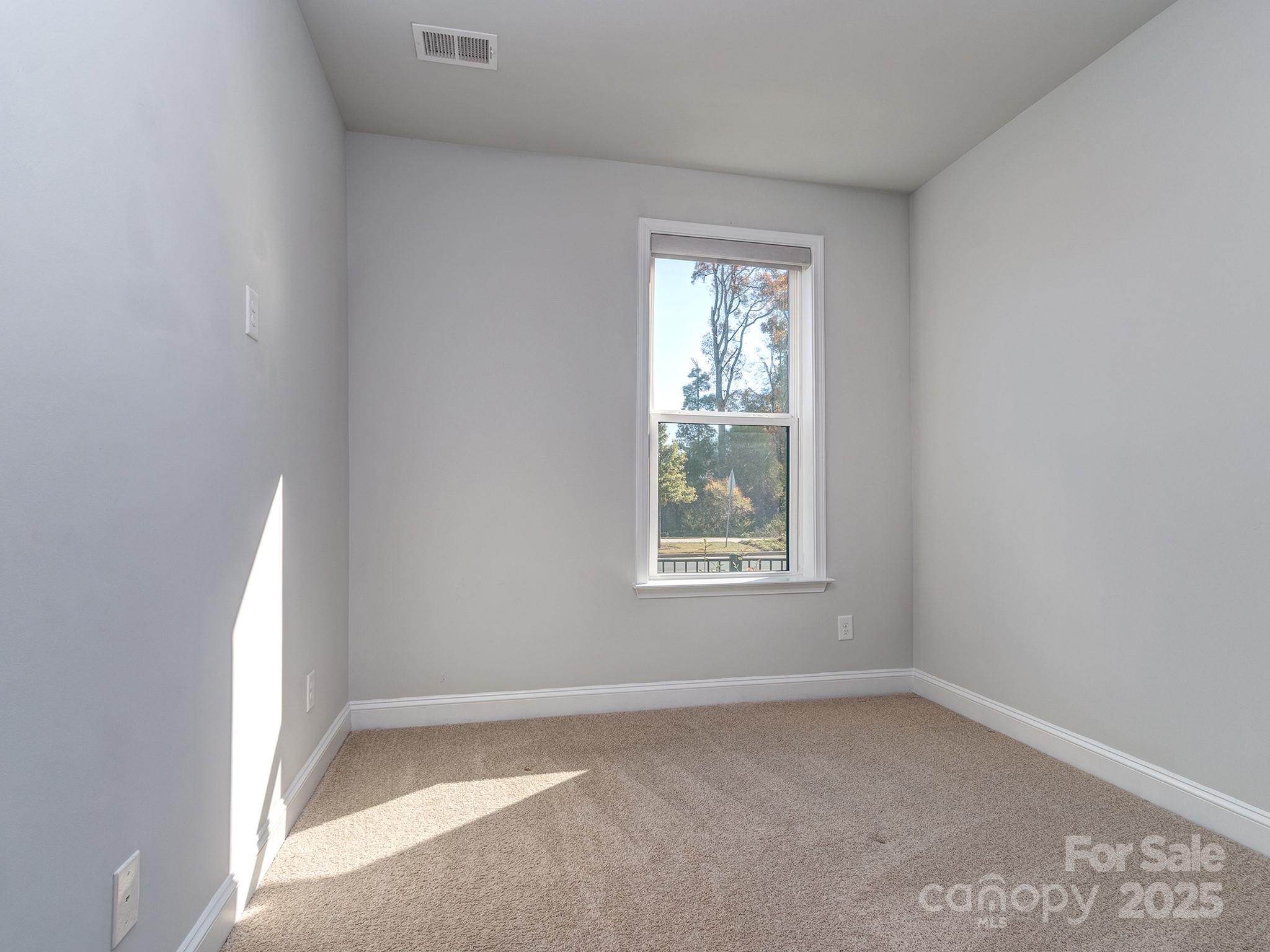 Charlotte, North Carolina, 28277, United States, 4 Bedrooms Bedrooms, ,4 BathroomsBathrooms,Residential,For Sale,1989428