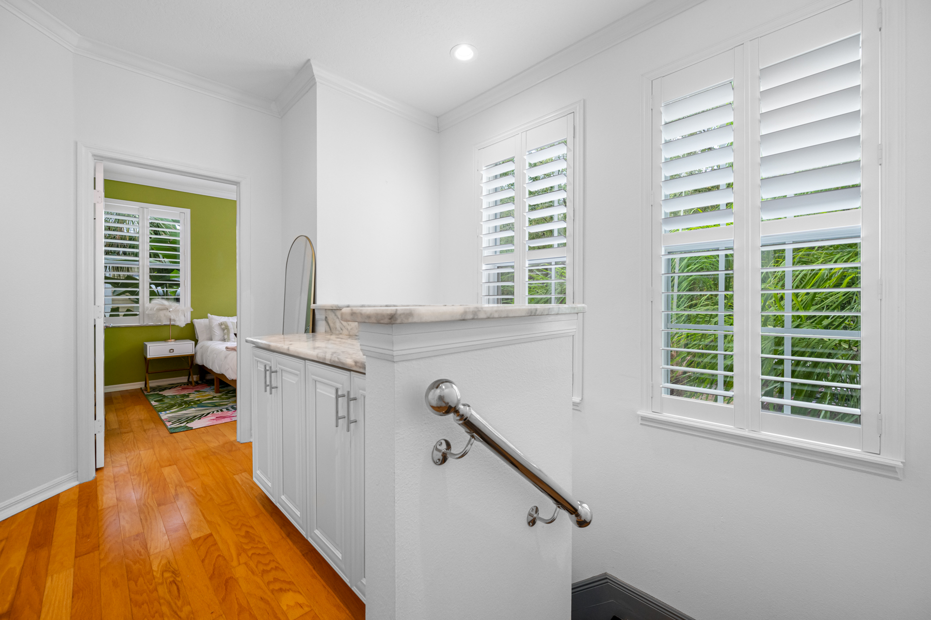 St Petersburg, Florida, 33701, United States, 3 Bedrooms Bedrooms, ,3 BathroomsBathrooms,Residential,For Sale,1979371