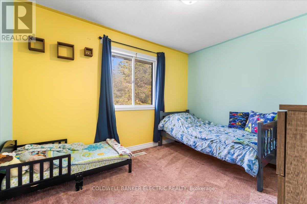 PRINCE EDWARD COUNTY (AMELIASBURG WARD), Ontario, K0K 1A0, CA, 5 Bedrooms Bedrooms, ,2 BathroomsBathrooms,Residential,For Sale,1867641