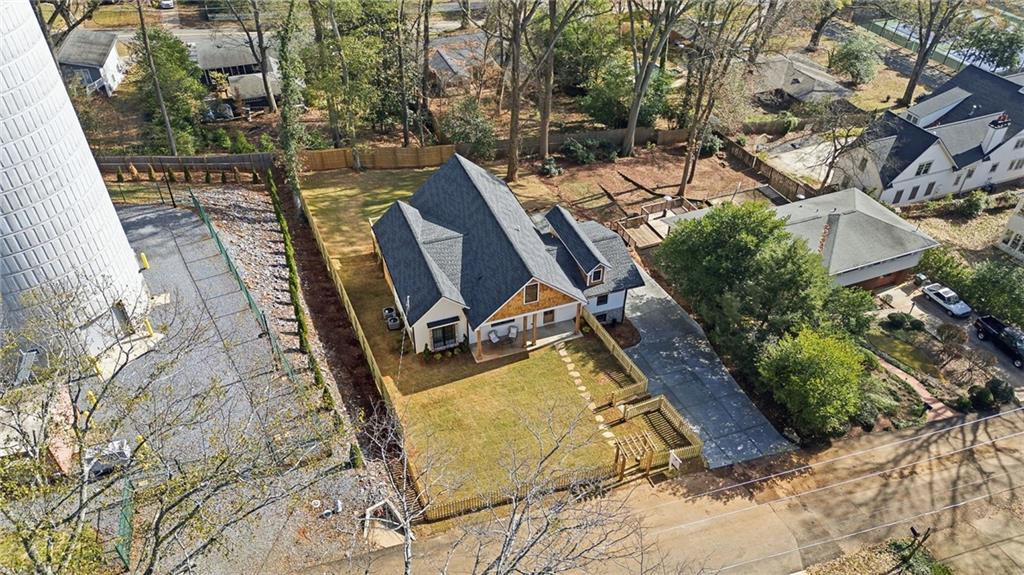 Marietta, Georgia, 30060, United States, 5 Bedrooms Bedrooms, ,4 BathroomsBathrooms,Residential,For Sale,2001529
