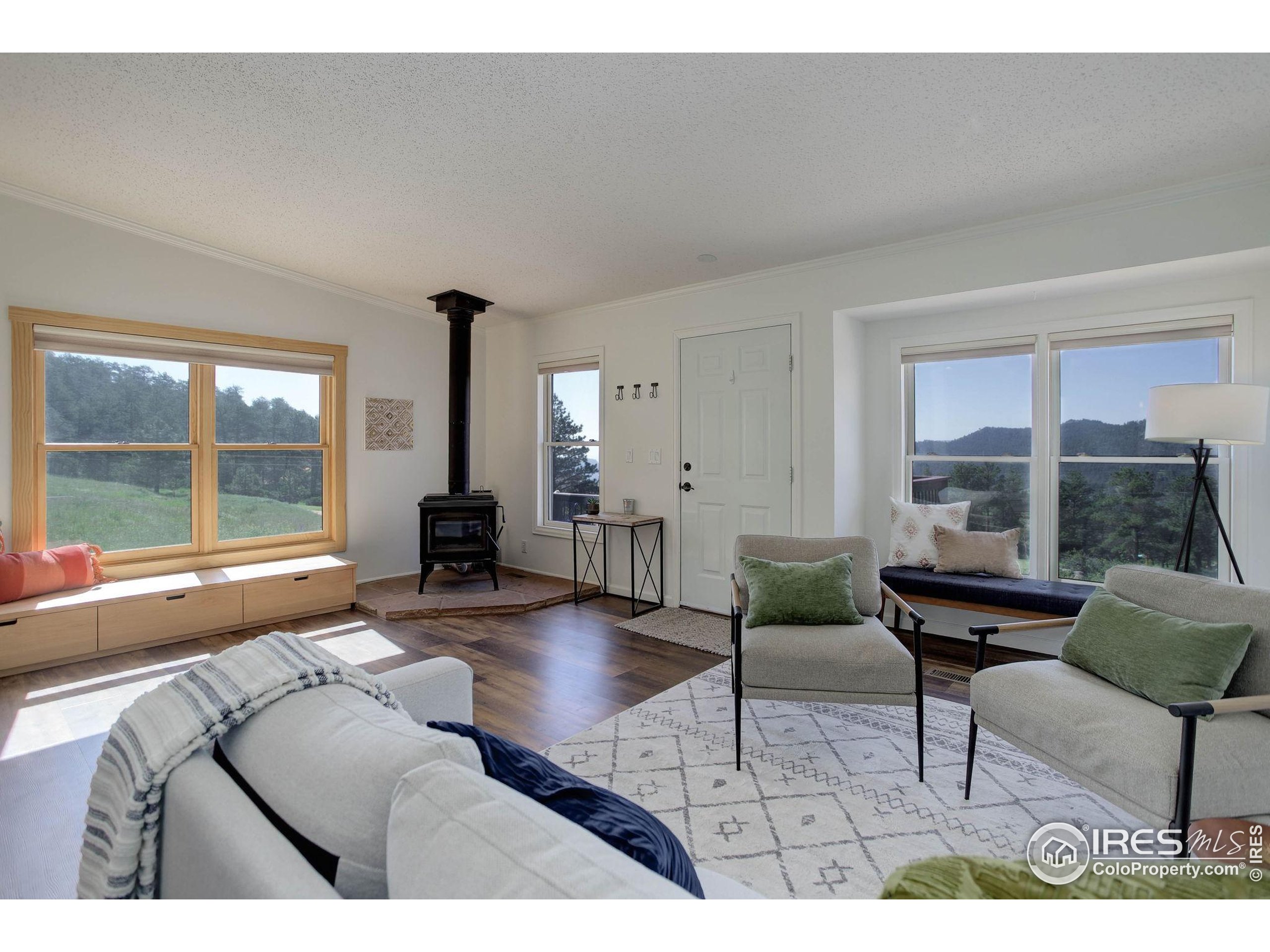 Lyons, Colorado, 80540, United States, 3 Bedrooms Bedrooms, ,2 BathroomsBathrooms,Residential,For Sale,1856959