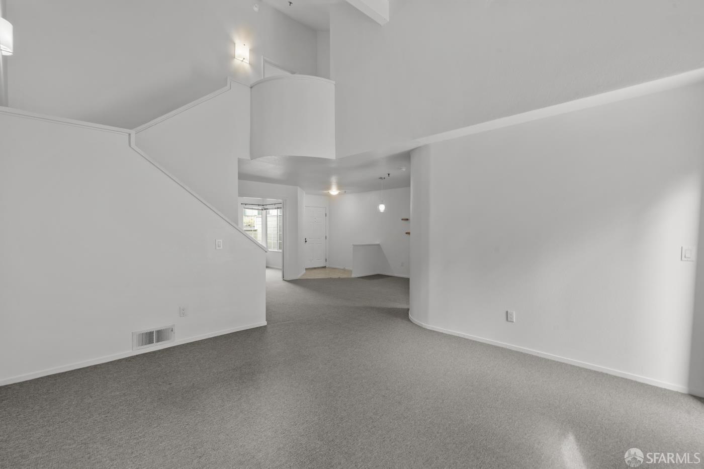 Daly City, California, 94014, United States, 2 Bedrooms Bedrooms, ,3 BathroomsBathrooms,Residential,For Sale,1938525