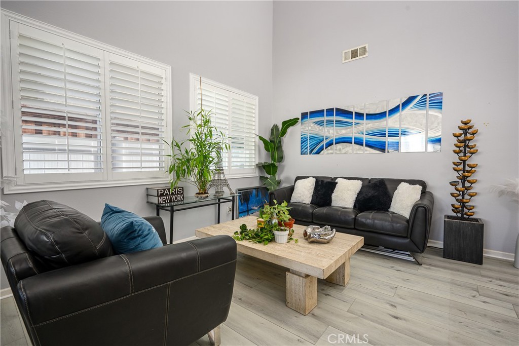 Wildomar, California, 92595, United States, 5 Bedrooms Bedrooms, ,4 BathroomsBathrooms,Residential,For Sale,2016892