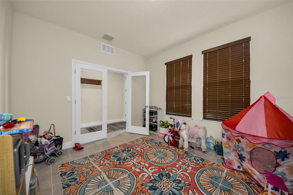 Apollo Beach, Florida, 33572, United States, 4 Bedrooms Bedrooms, ,3 BathroomsBathrooms,Residential,For Sale,1991637