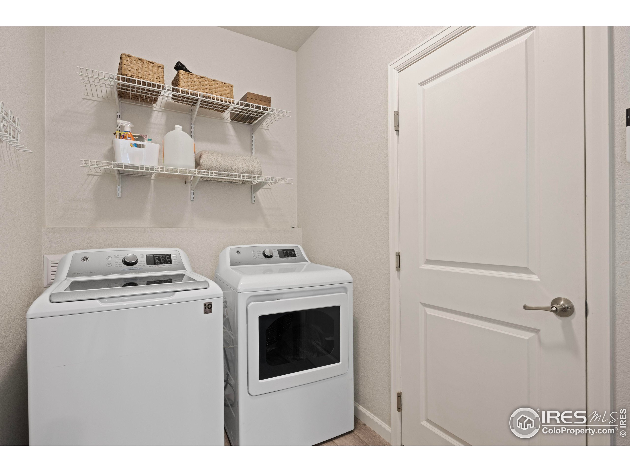 Windsor, Colorado, 80550, United States, 2 Bedrooms Bedrooms, ,1 BathroomBathrooms,Residential,For Sale,1906534