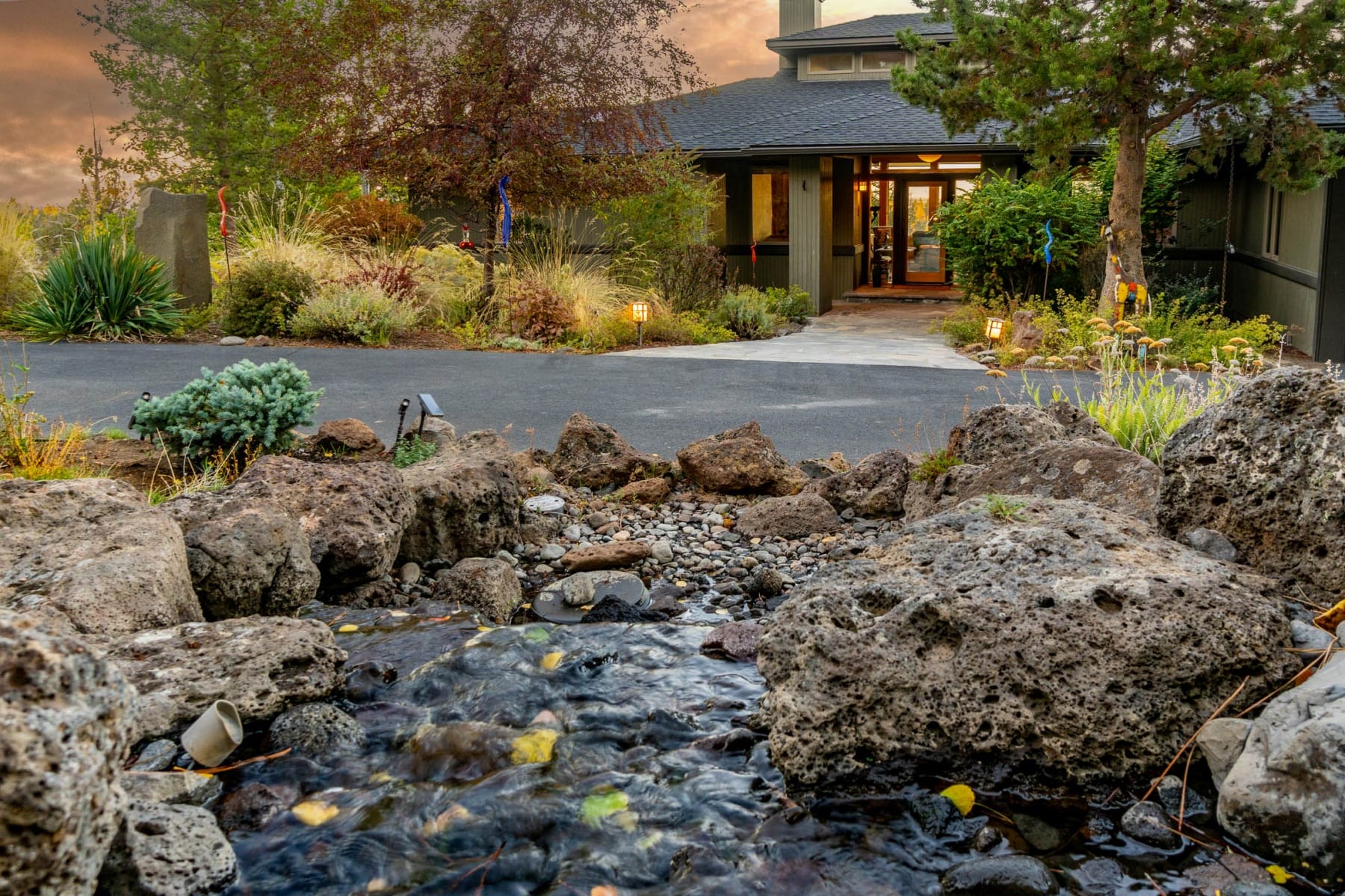  885 NW Chelsea Loop Bend, OR 97703 - 物件實景