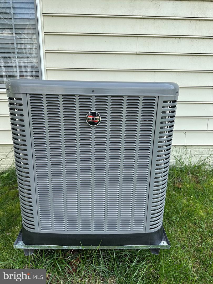 Boyce, Virginia, 22620, United States, 3 Bedrooms Bedrooms, ,4 BathroomsBathrooms,Residential,For Sale,1986256