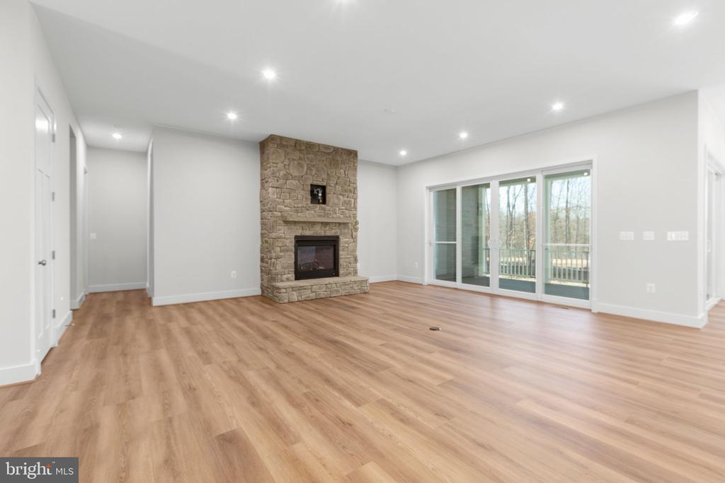 Spotsylvania, Virginia, 22551, United States, 4 Bedrooms Bedrooms, ,4 BathroomsBathrooms,Residential,For Sale,1850114