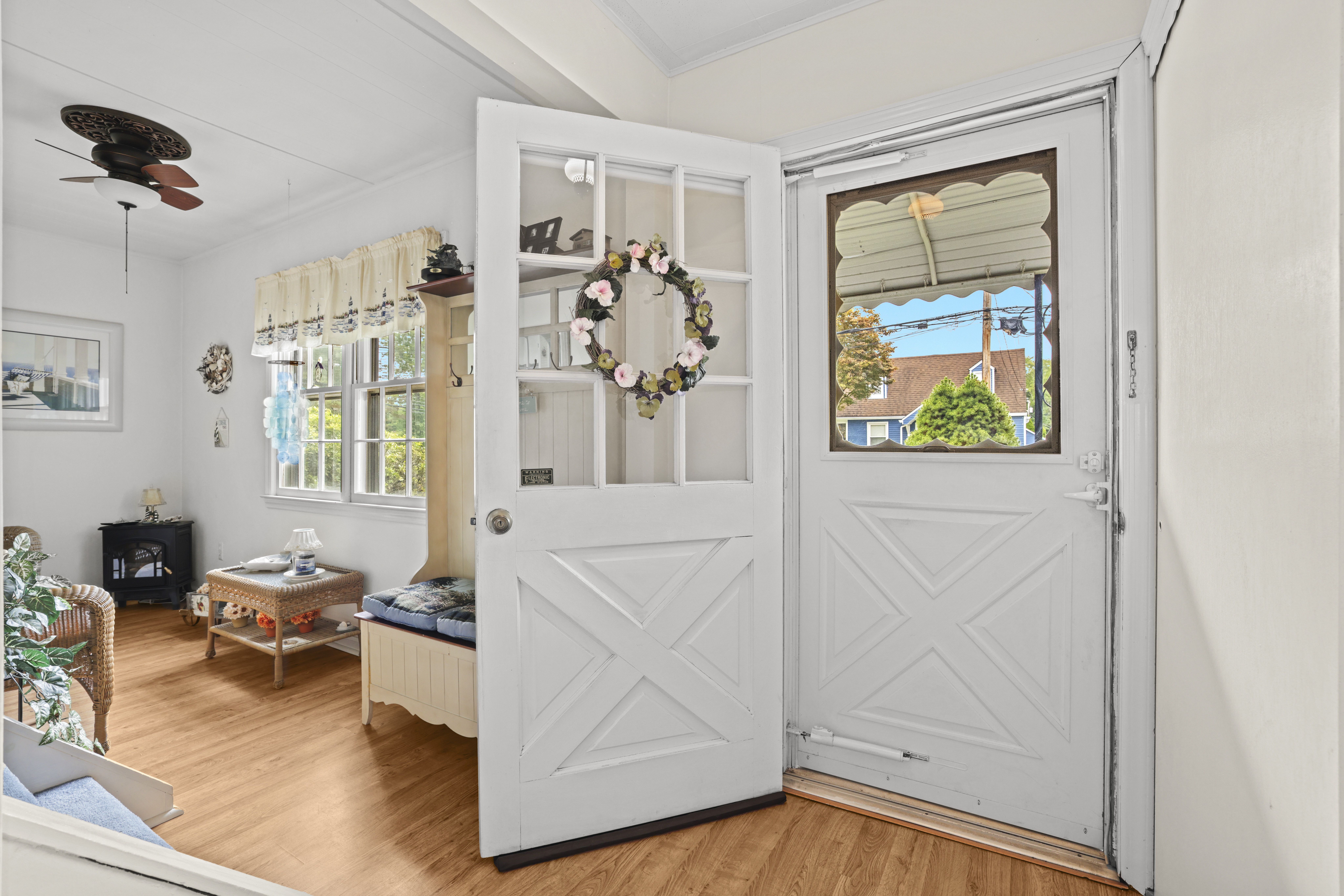 Pequannock, New Jersey, 07440, United States, 4 Bedrooms Bedrooms, ,2 BathroomsBathrooms,Residential,For Sale,1923115