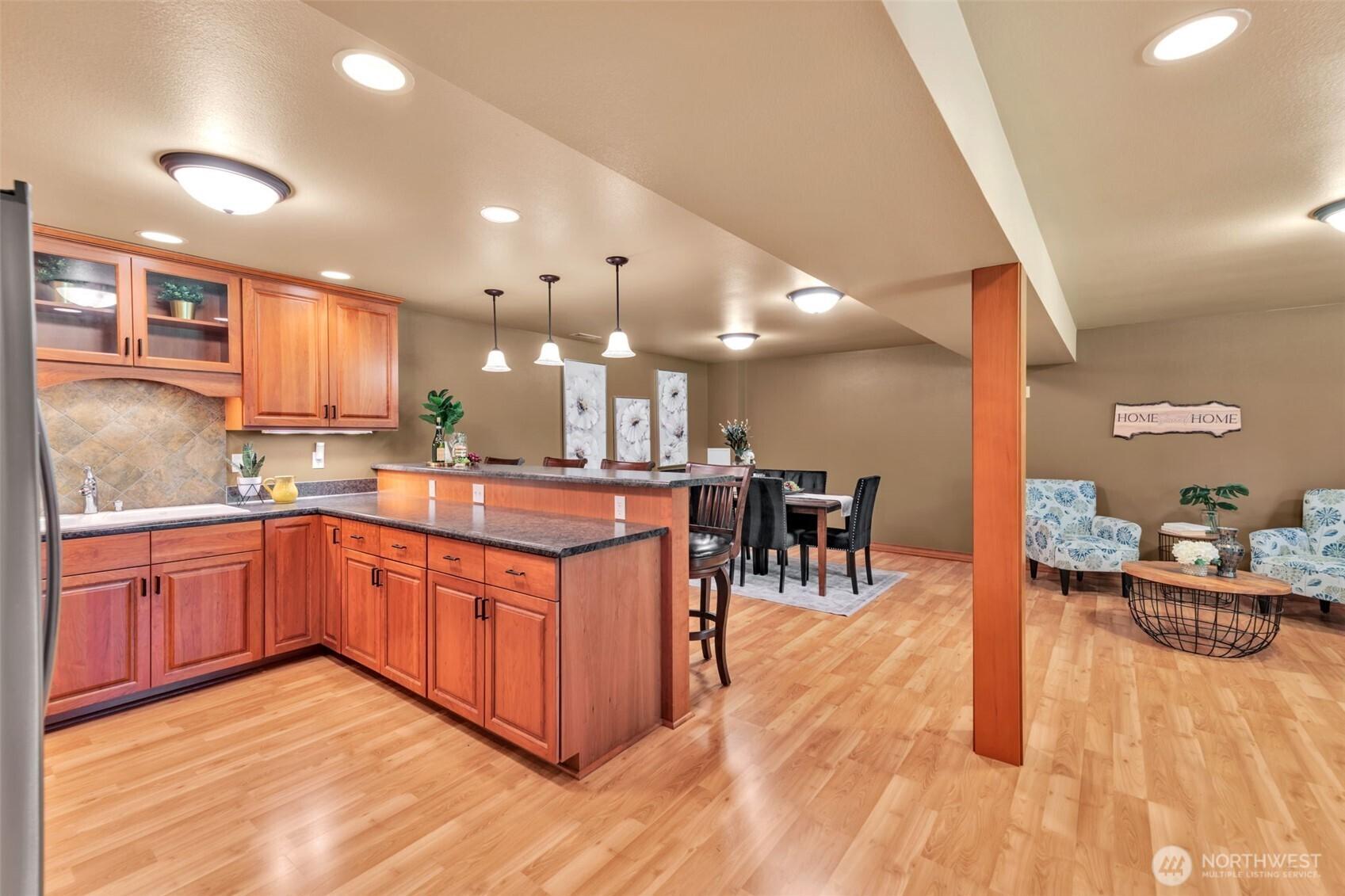 ENUMCLAW, Washington, 98022, United States, 4 Bedrooms Bedrooms, ,3 BathroomsBathrooms,Residential,For Sale,1785391