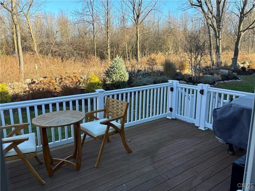 Skaneateles, New York, 13152, United States, 3 Bedrooms Bedrooms, ,3 BathroomsBathrooms,Residential,For Sale,1850098