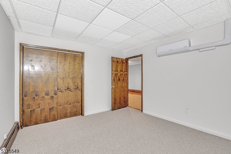 Nutley Twp., New Jersey, 07110, United States, 5 Bedrooms Bedrooms, ,4 BathroomsBathrooms,Residential,For Sale,1906796