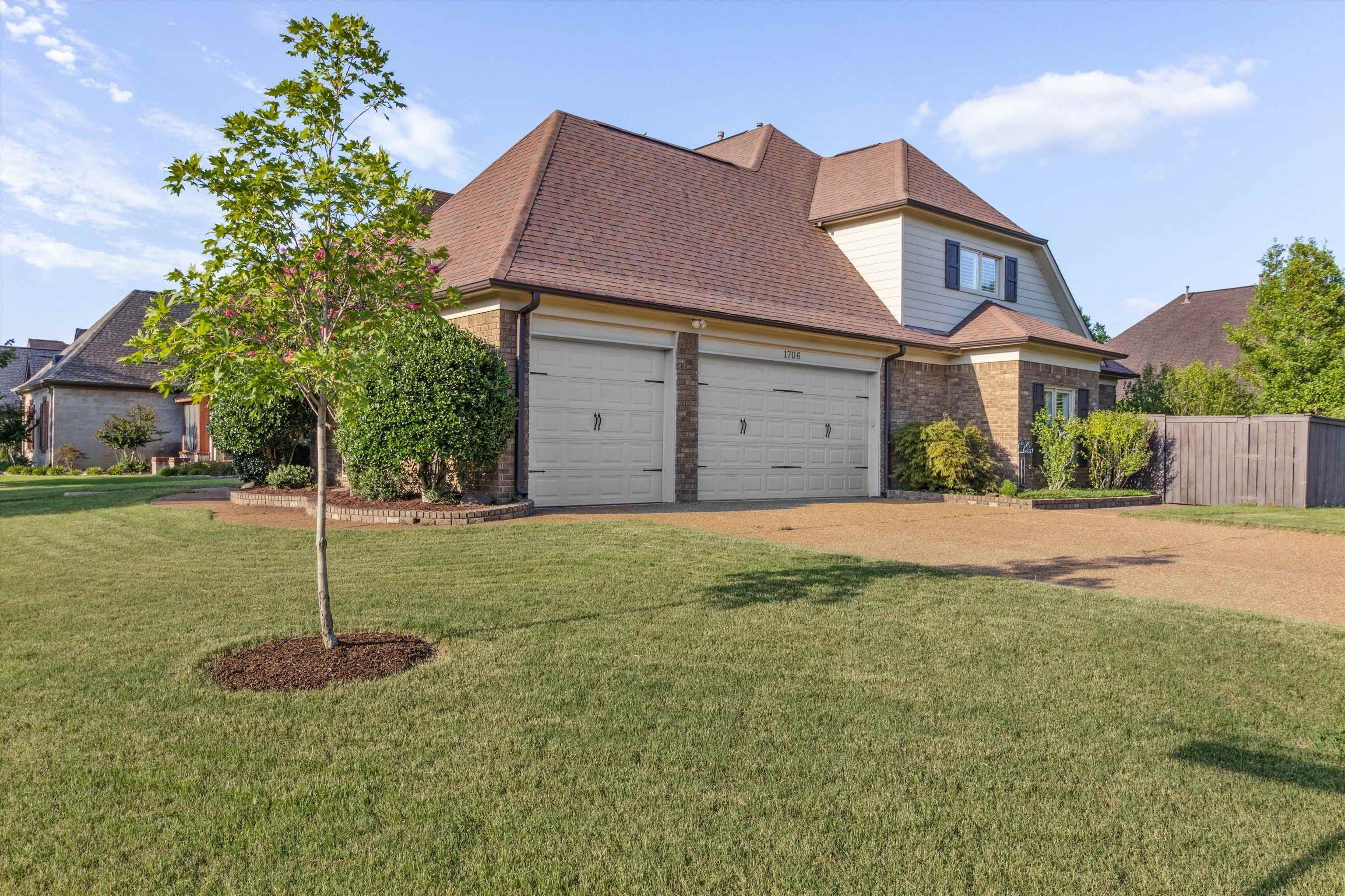 Collierville, Tennessee, 38017, United States, 5 Bedrooms Bedrooms, ,3 BathroomsBathrooms,Residential,For Sale,1907336