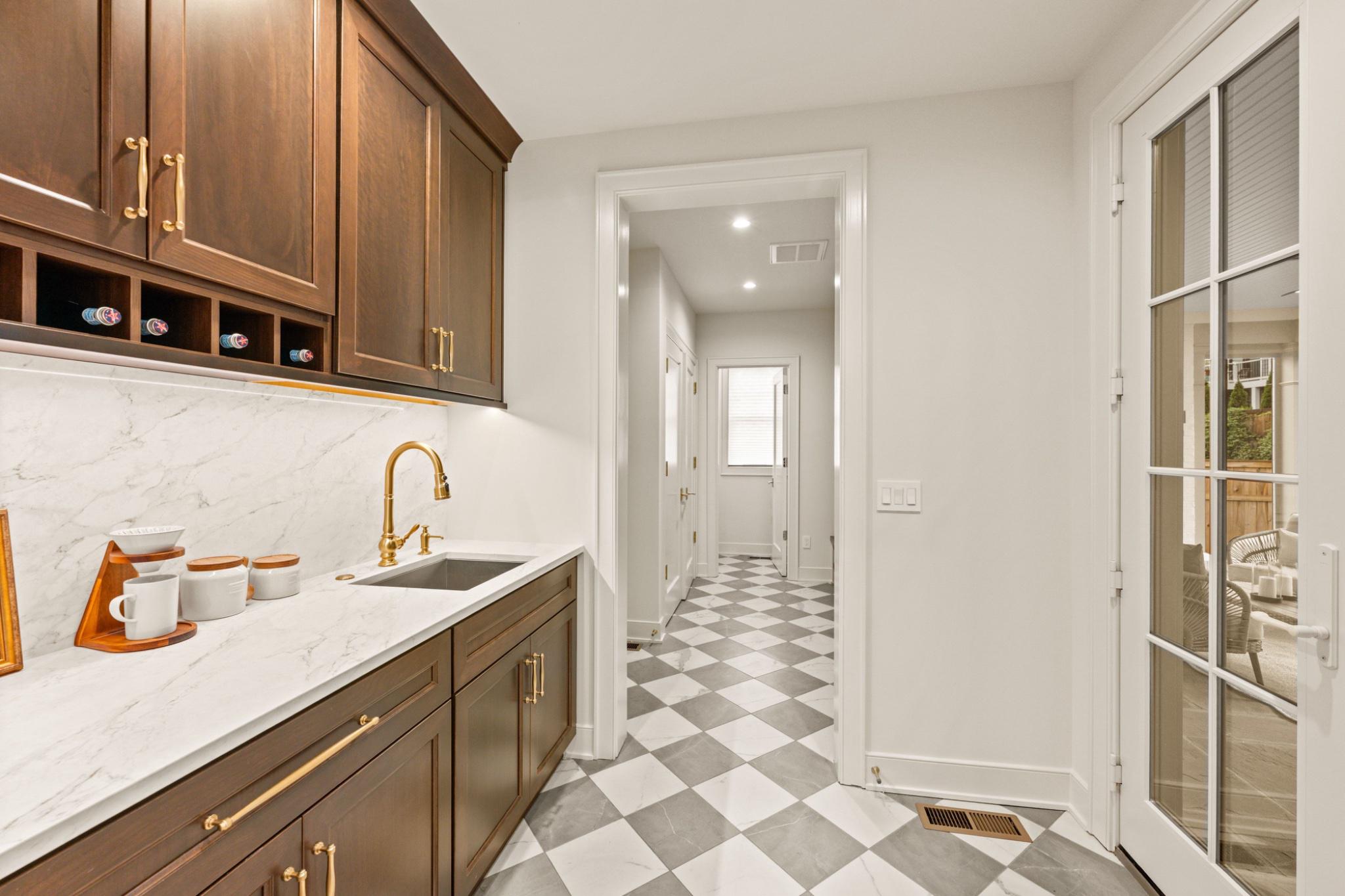  7608 Leesburg Drive, Bethesda, MD, 20817 - 物件實景