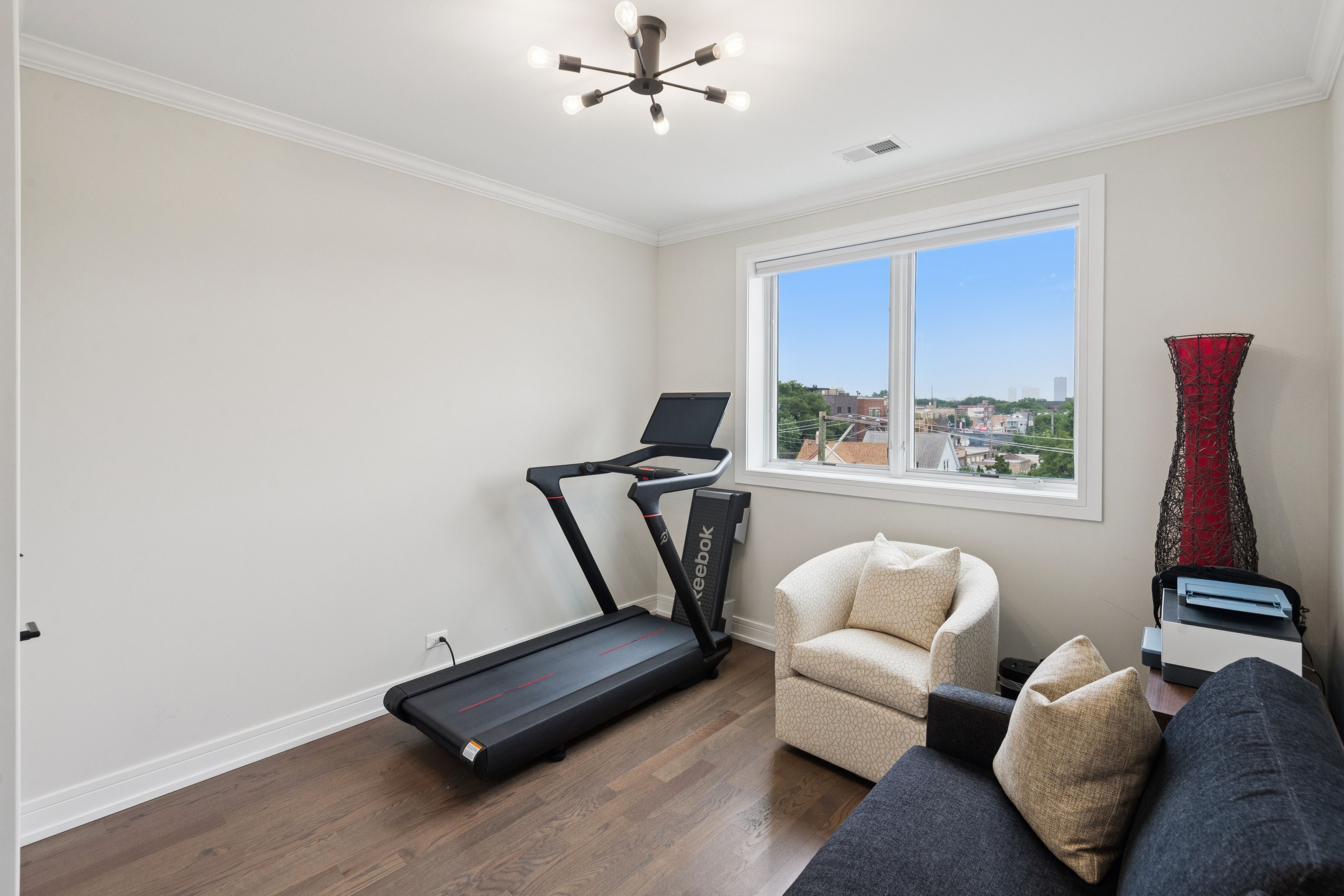 Move-In-Ready Penthouse With Exceptional Indoor-Outdoor Living - 物件實景