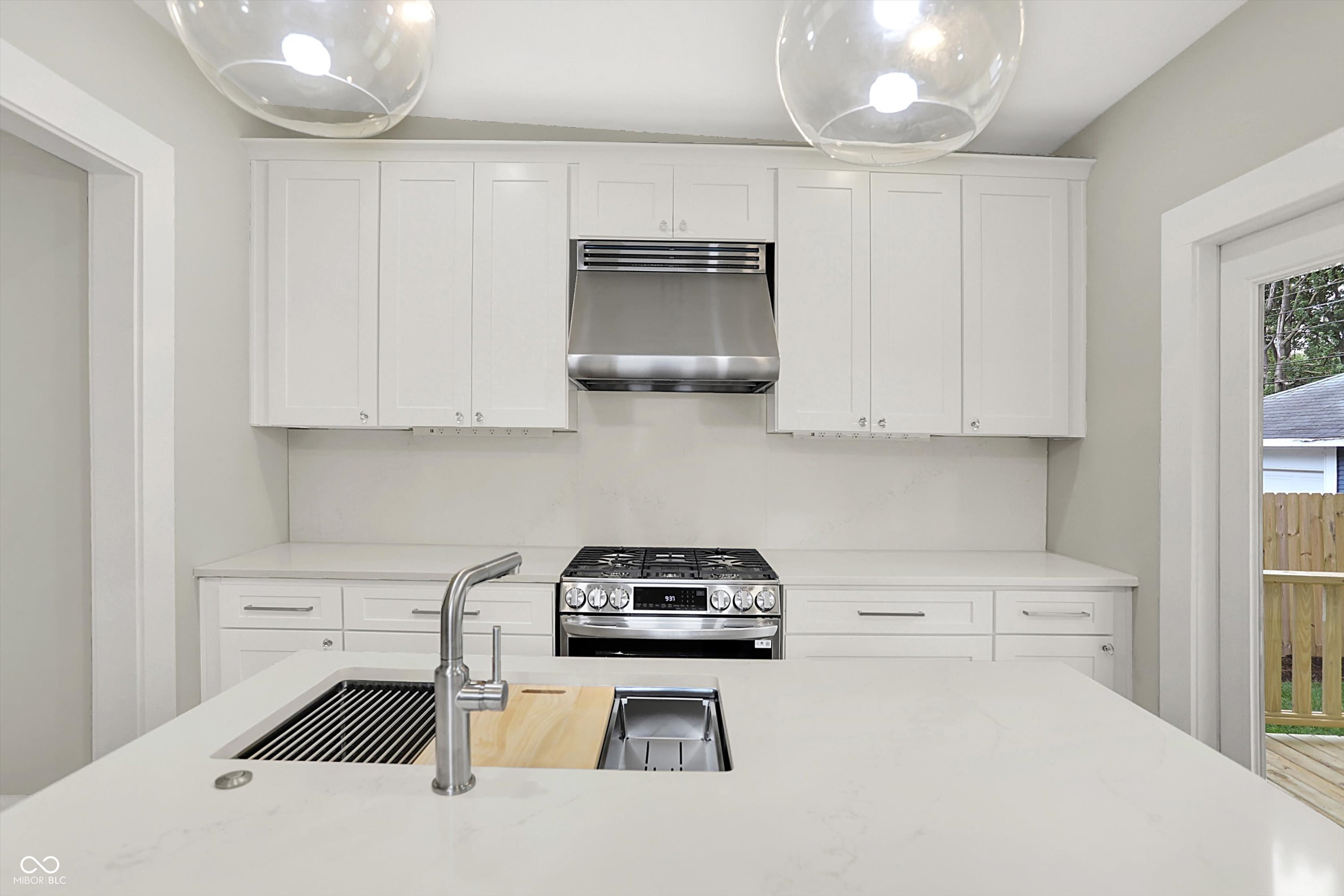 Indianapolis, Indiana, 46205, United States, 3 Bedrooms Bedrooms, ,3 BathroomsBathrooms,Residential,For Sale,1982816