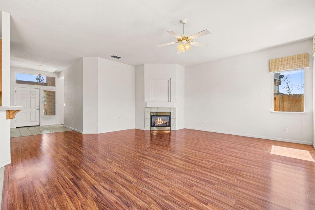 Galt, California, 95632, United States, 3 Bedrooms Bedrooms, ,2 BathroomsBathrooms,Residential,For Sale,1983773