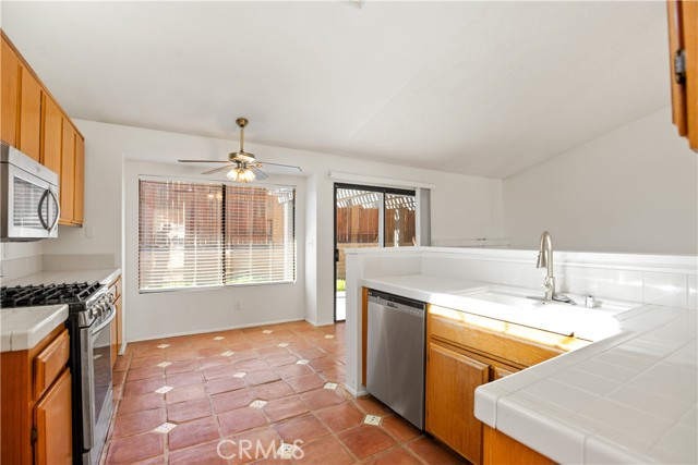 Lake Elsinore, California, 92530, United States, 4 Bedrooms Bedrooms, ,2 BathroomsBathrooms,Residential,For Sale,1977818