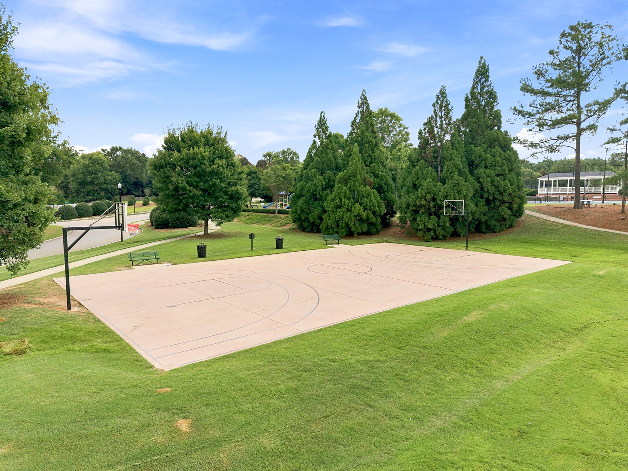  Beautifully Maintained Townhome In River Green - 物件實景