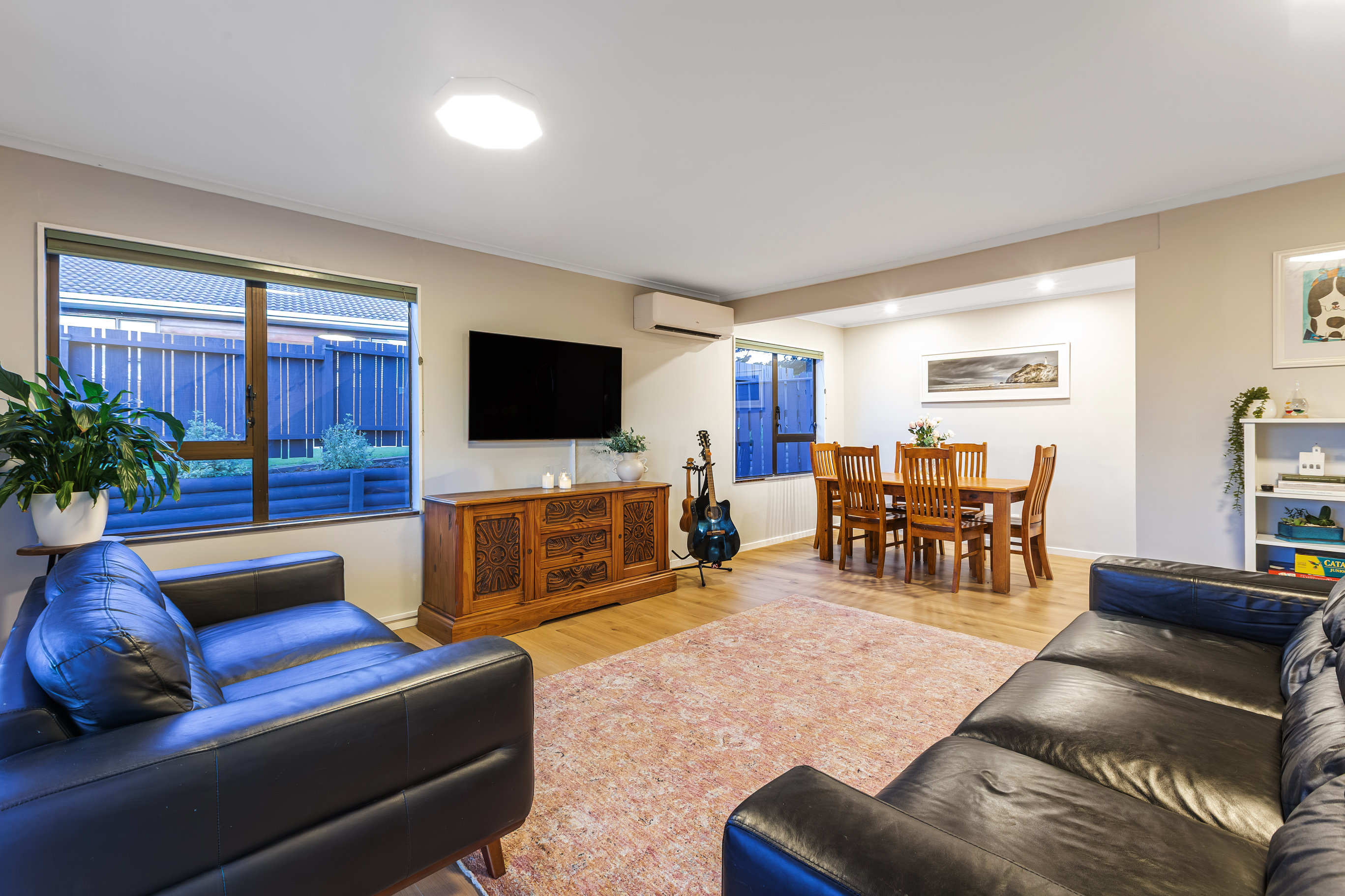  23 James Cook Drive, Whitby - 物件實景